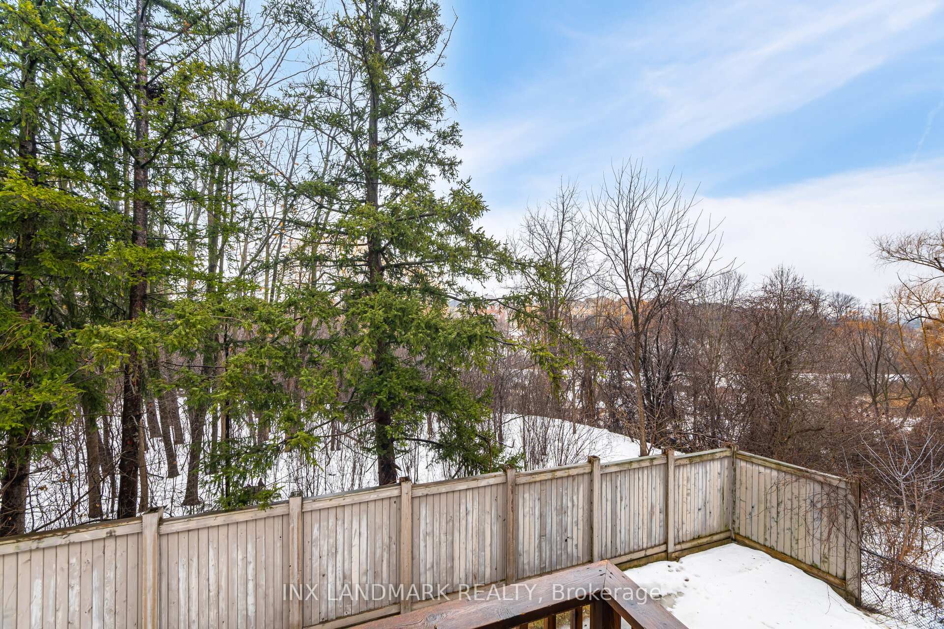 Photo 14 of 23 Abercove Close, Brampton, Credit Valley — HOMEH