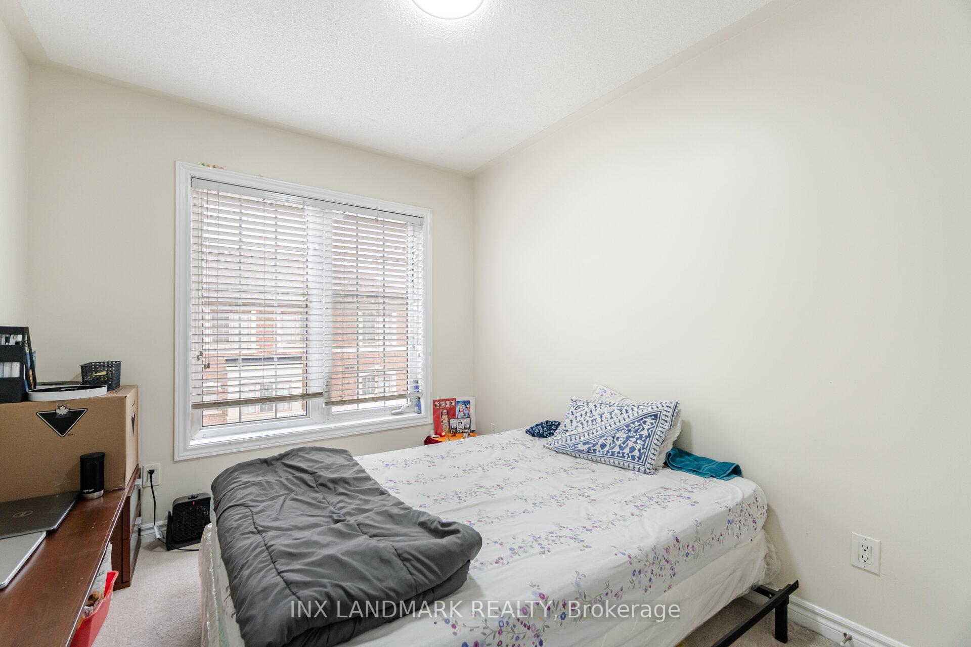 Photo 29 of 23 Abercove Close, Brampton, Credit Valley — HOMEH