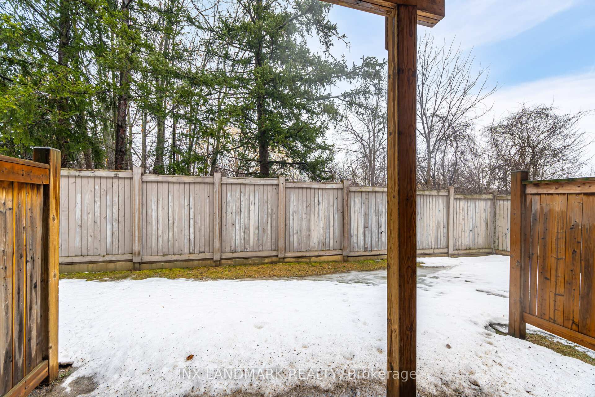 Photo 35 of 23 Abercove Close, Brampton, Credit Valley — HOMEH