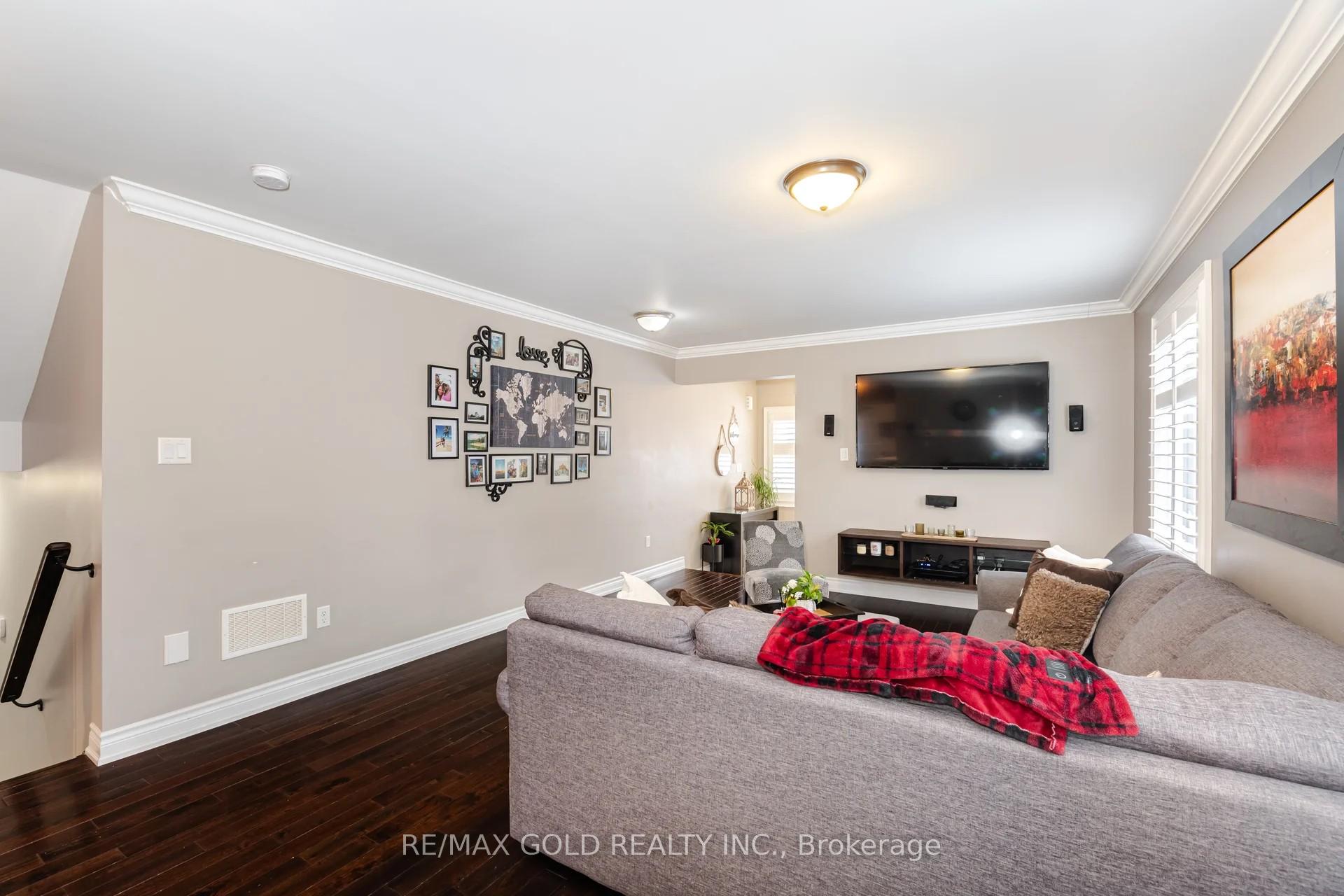 Photo 3 of 91 Pomell Trail, Brampton, Bram East — HOMEH