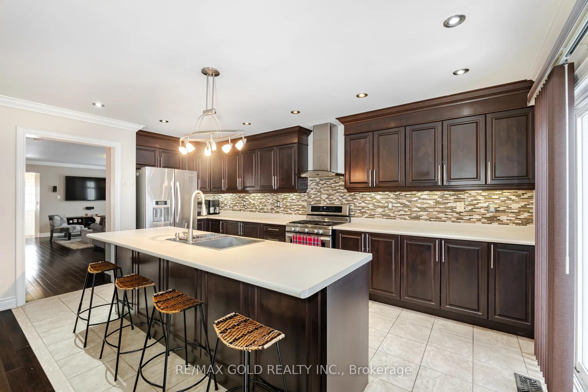 Photo 7 of 91 Pomell Trail, Brampton, Bram East — HOMEH