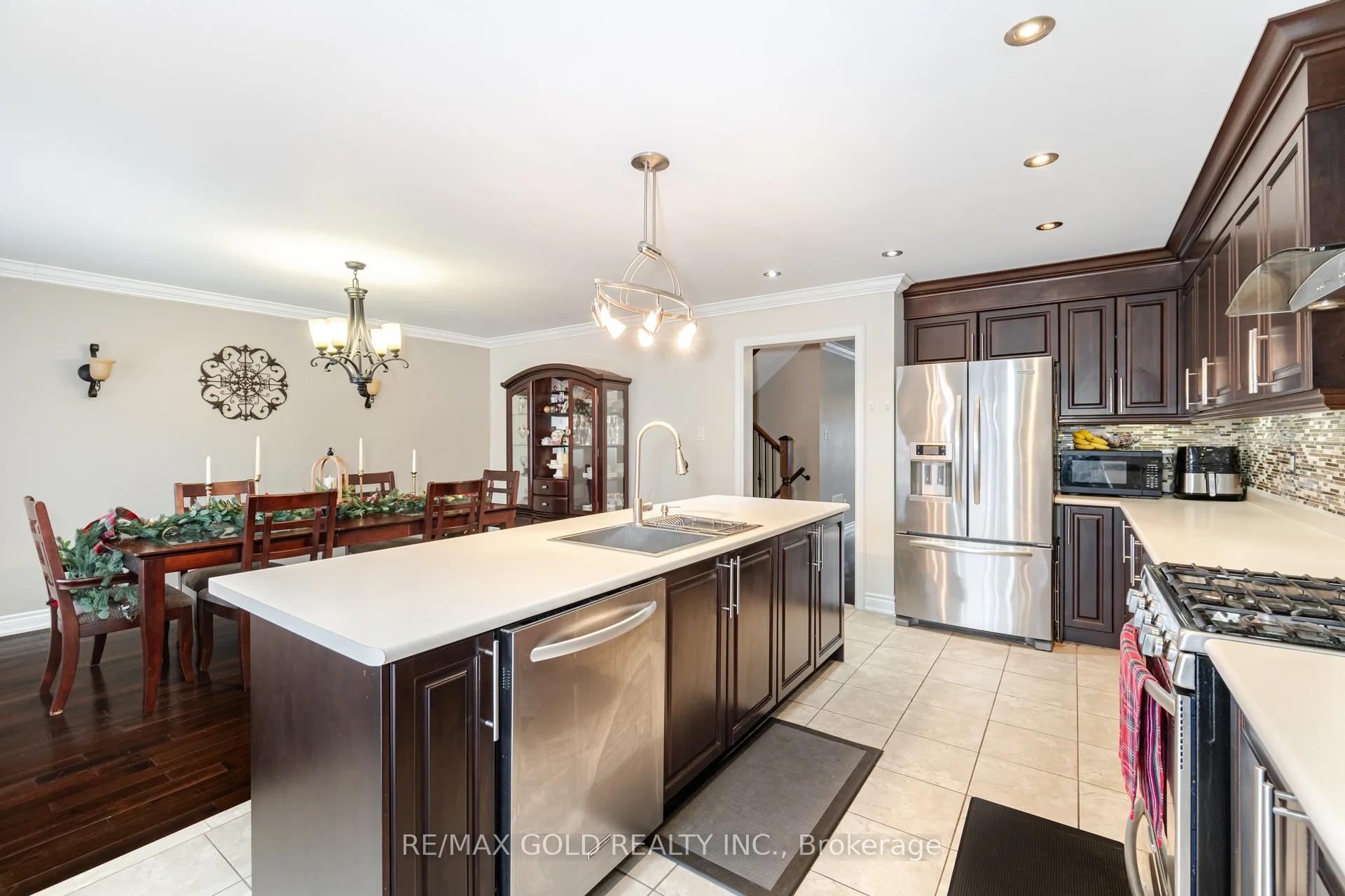 Photo 8 of 91 Pomell Trail, Brampton, Bram East — HOMEH