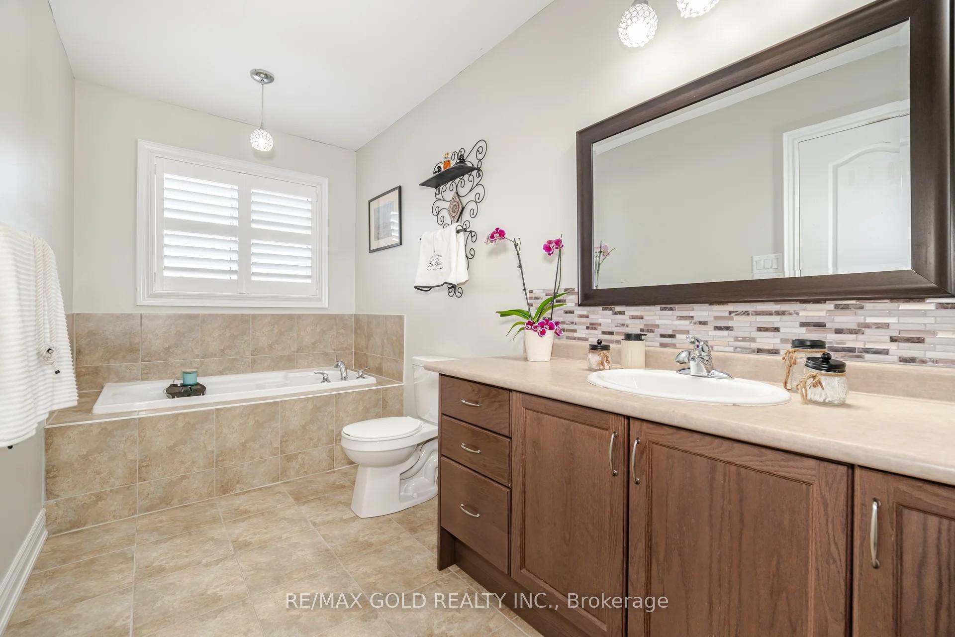 Photo 12 of 91 Pomell Trail, Brampton, Bram East — HOMEH