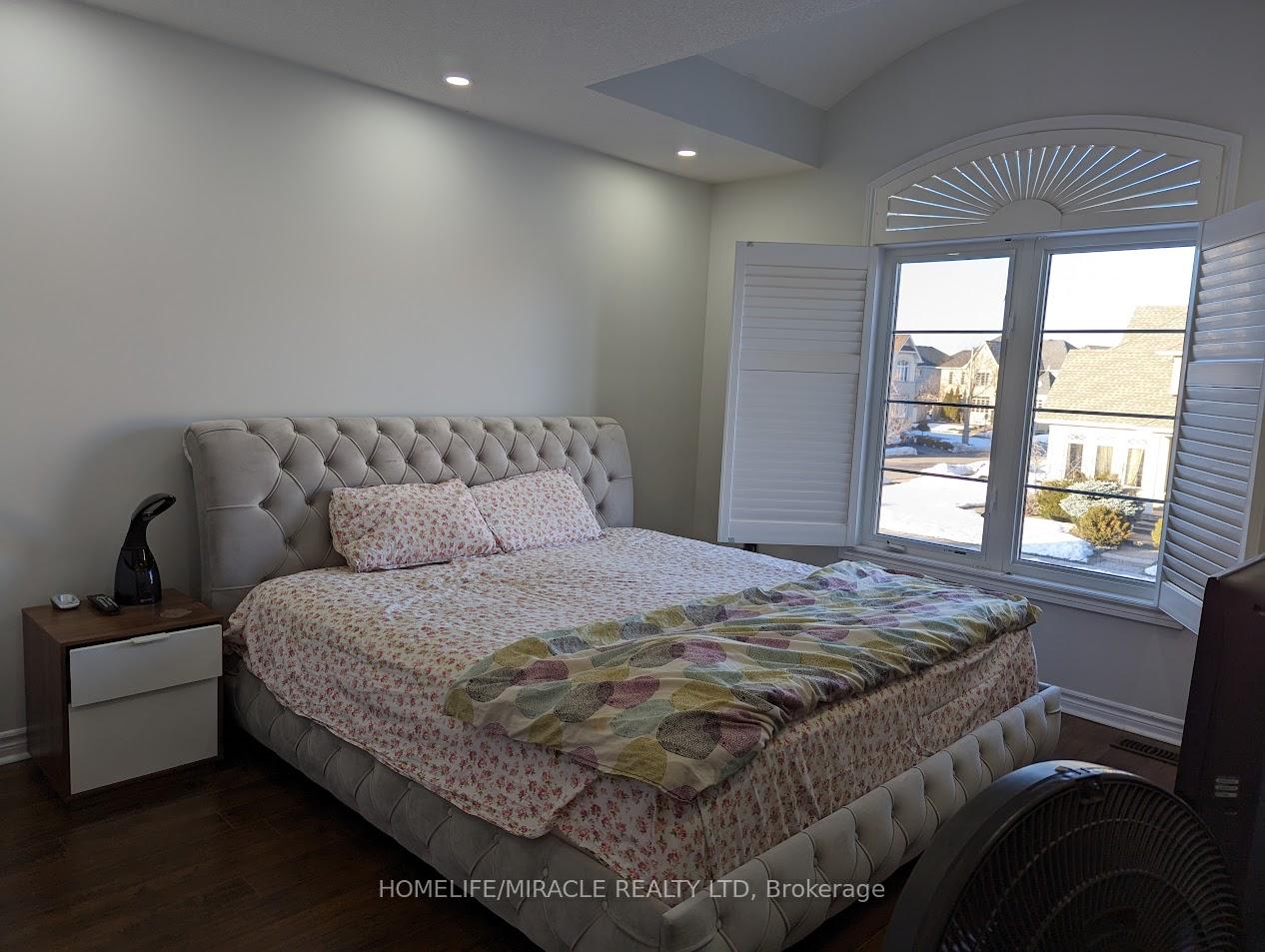 Photo 9 of 194 Don Minaker Drive, Brampton, Bram East — HOMEH