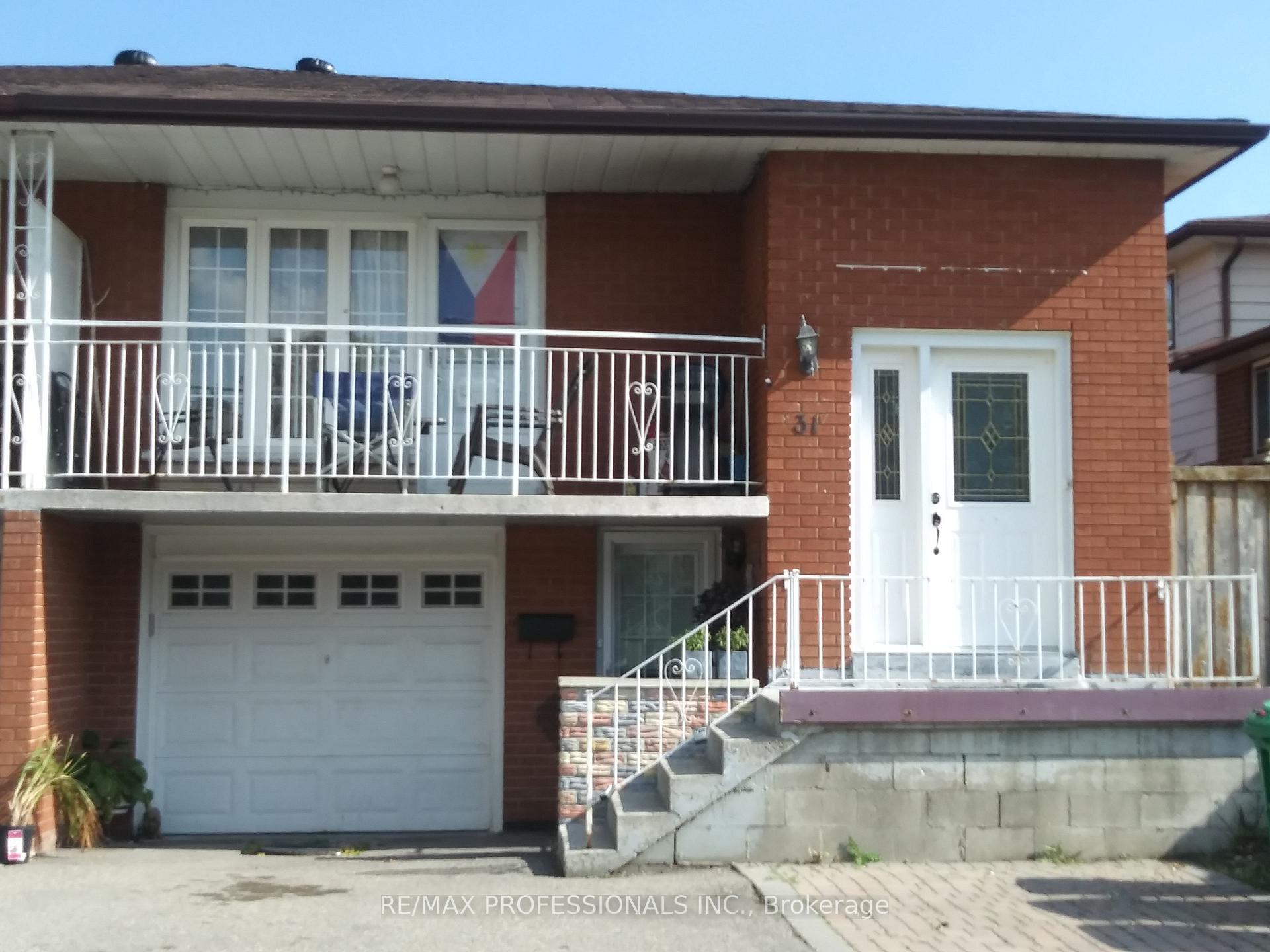Photo 1 of Unit Lower, 31 Tolton Drive, Brampton, Brampton North — HOMEH
