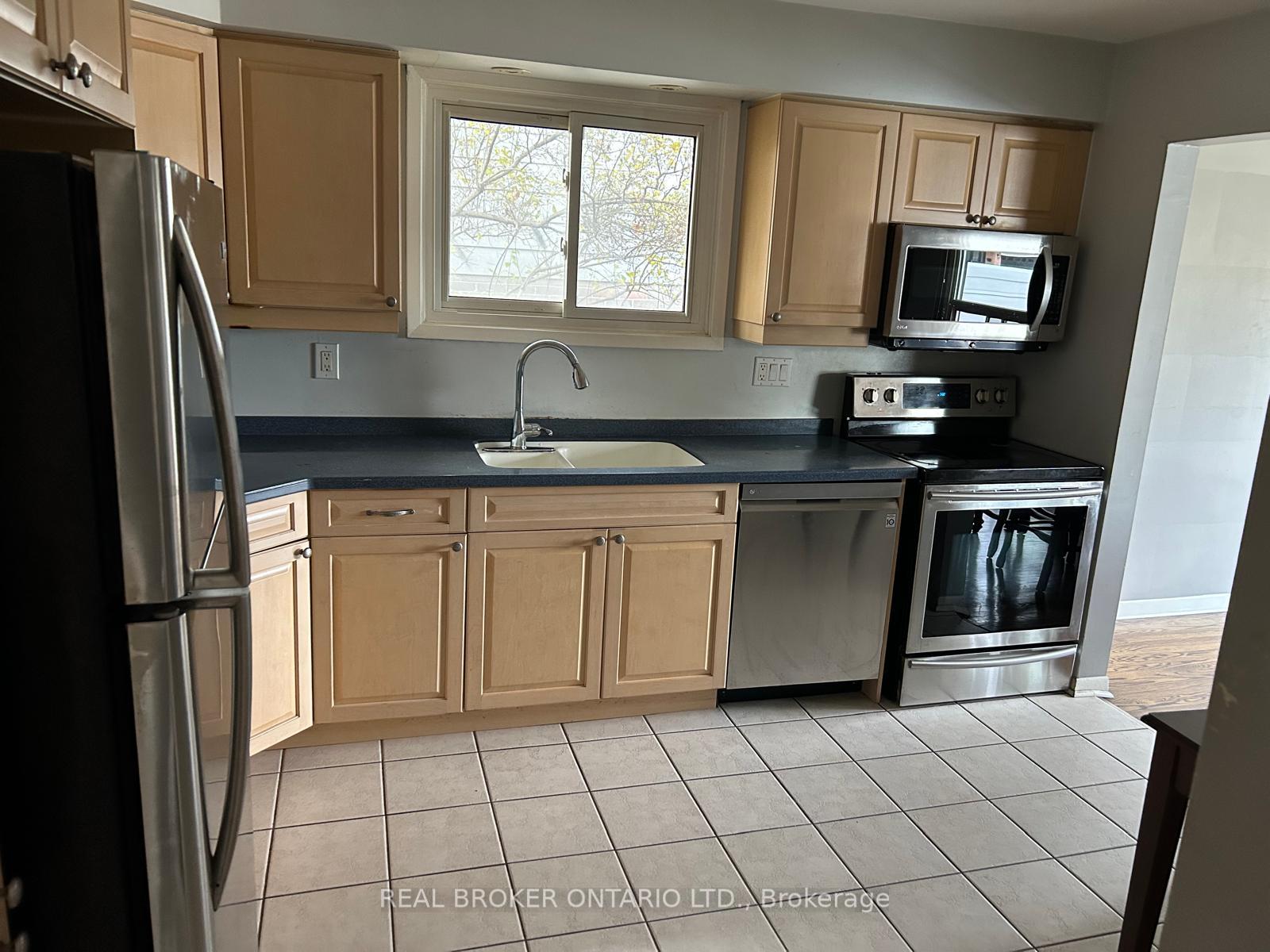 Photo 3 of Unit Room 1, 5 Caldwell Crescent, Brampton, Brampton East — HOMEH