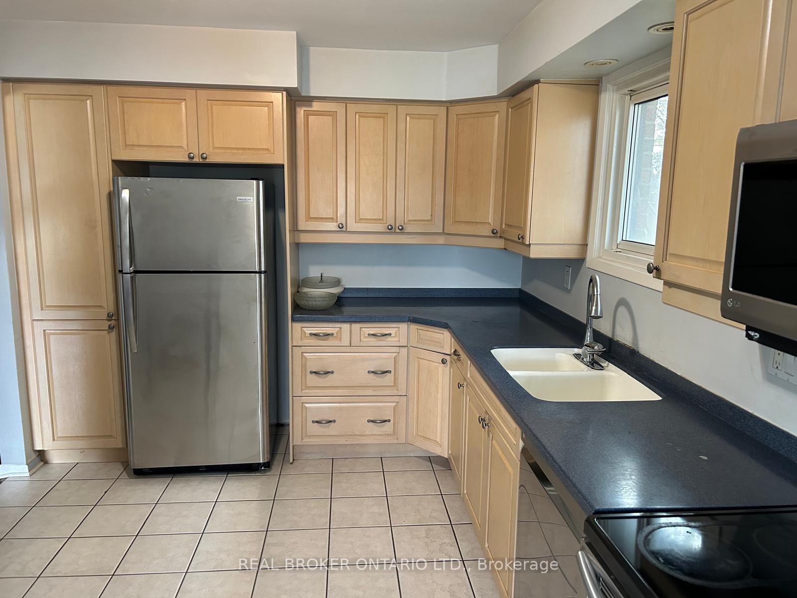 Photo 5 of Unit Room 1, 5 Caldwell Crescent, Brampton, Brampton East — HOMEH