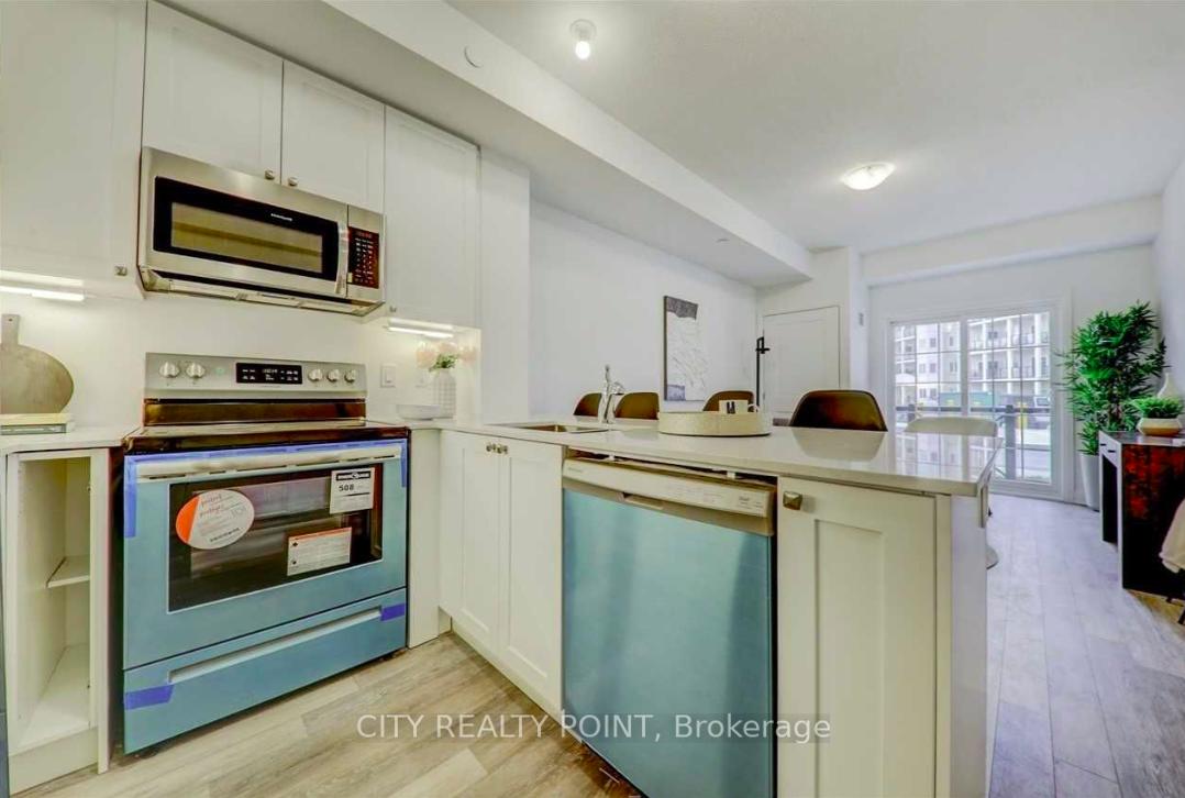 Photo 23 of Unit 121, 50 Lakebreeze Drive E, Clarington, Newcastle — HOMEH