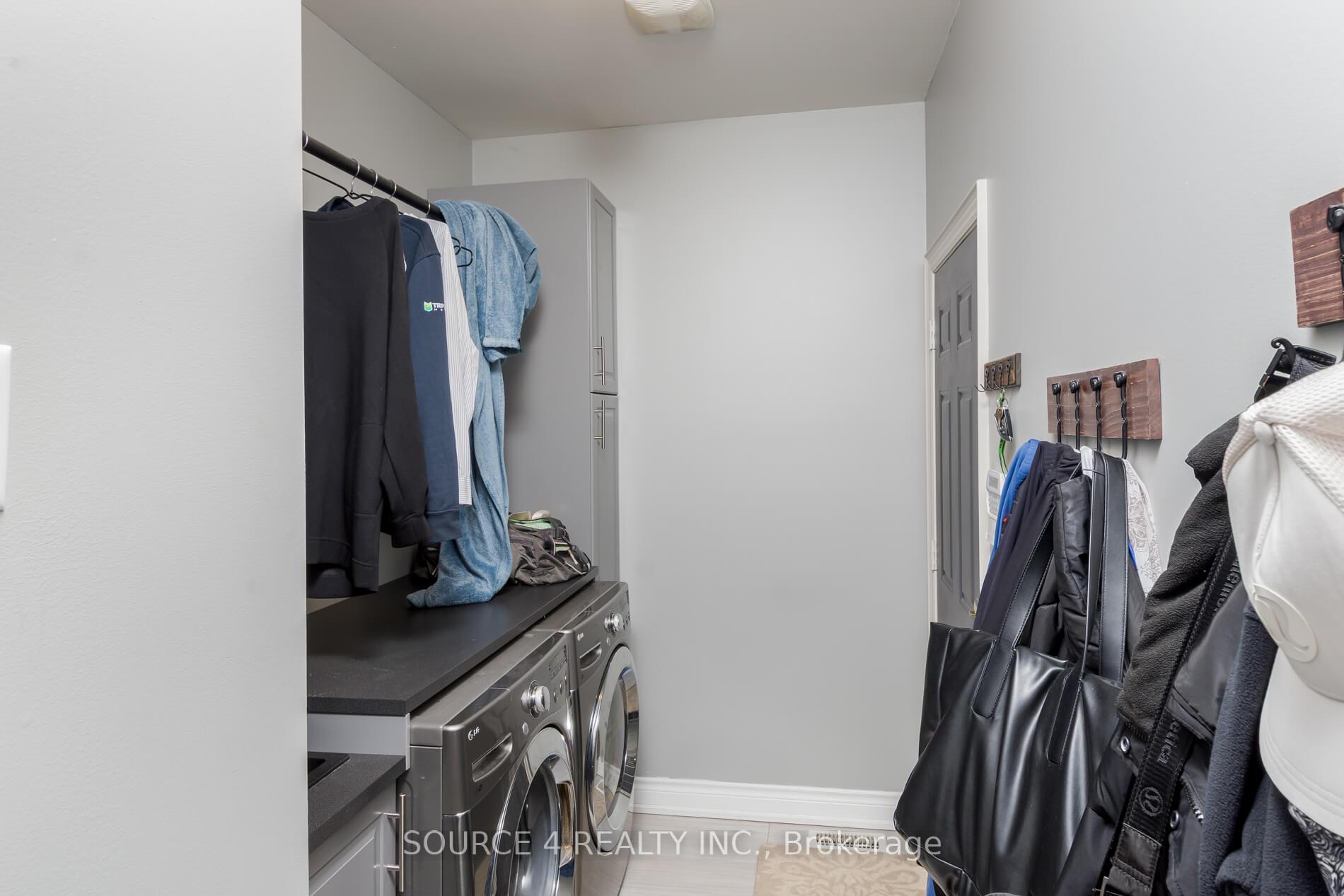 Photo 21 of Unit Upper Level, 45 Lesabre Crescent, Brampton, Bram East — HOMEH