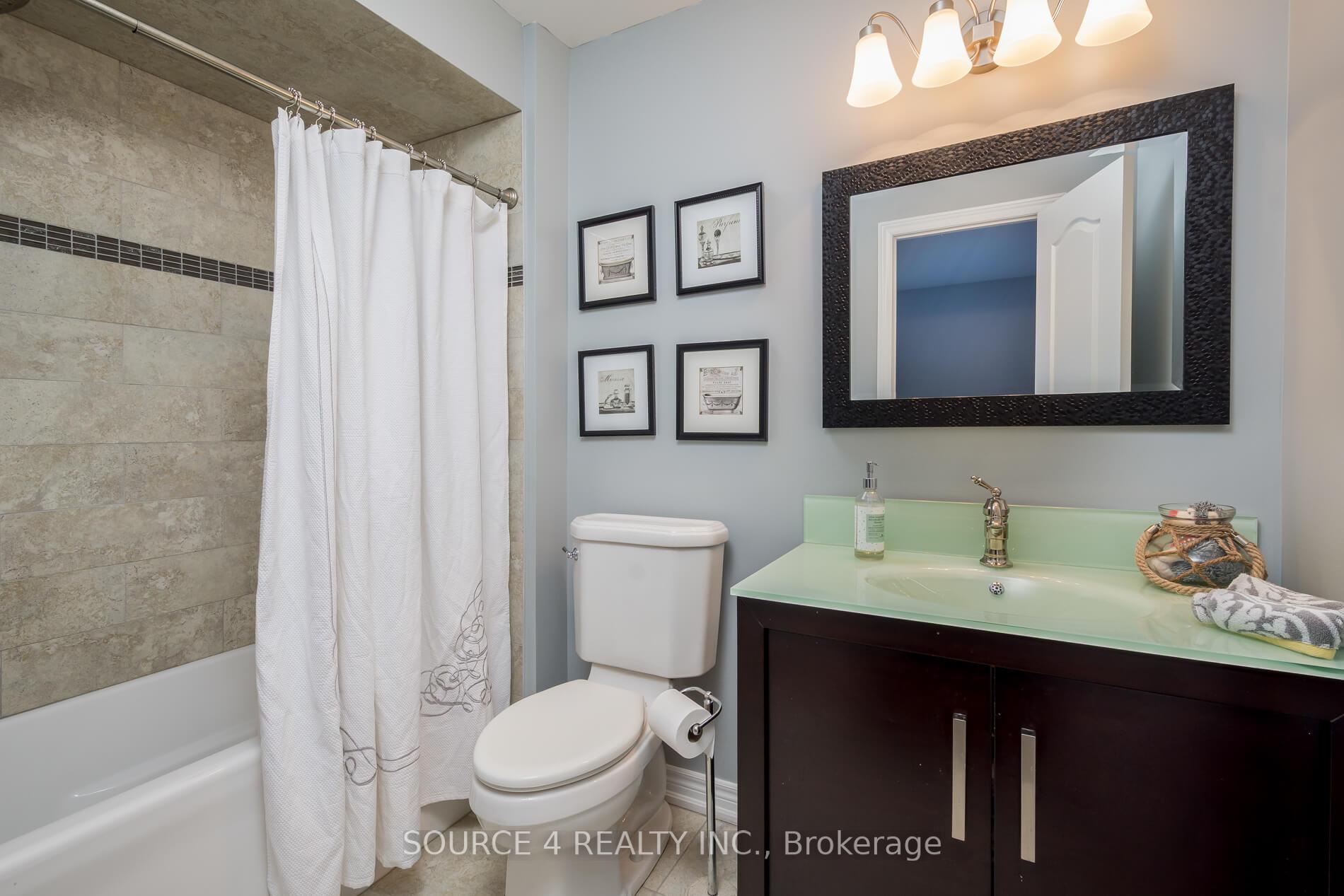Photo 19 of Unit Upper Level, 45 Lesabre Crescent, Brampton, Bram East — HOMEH