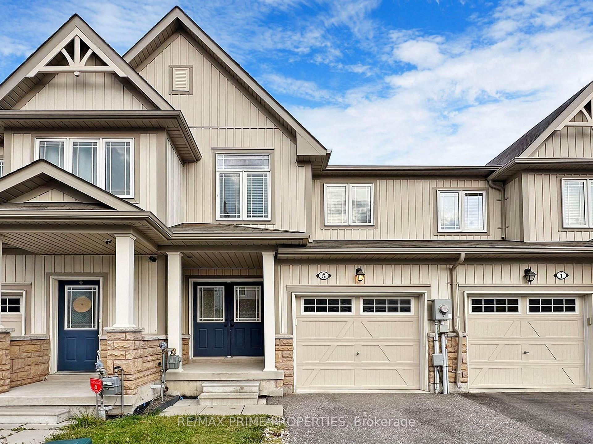 Photo 1 of 5 Dykstra Lane, Clarington, Bowmanville — HOMEH