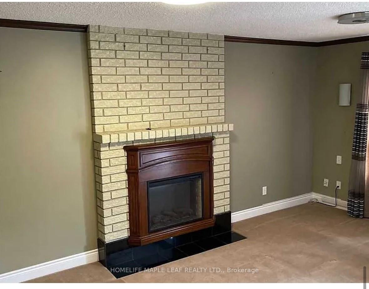 Photo 12 of 45 Adam Street, Brampton, Heart Lake West — HOMEH