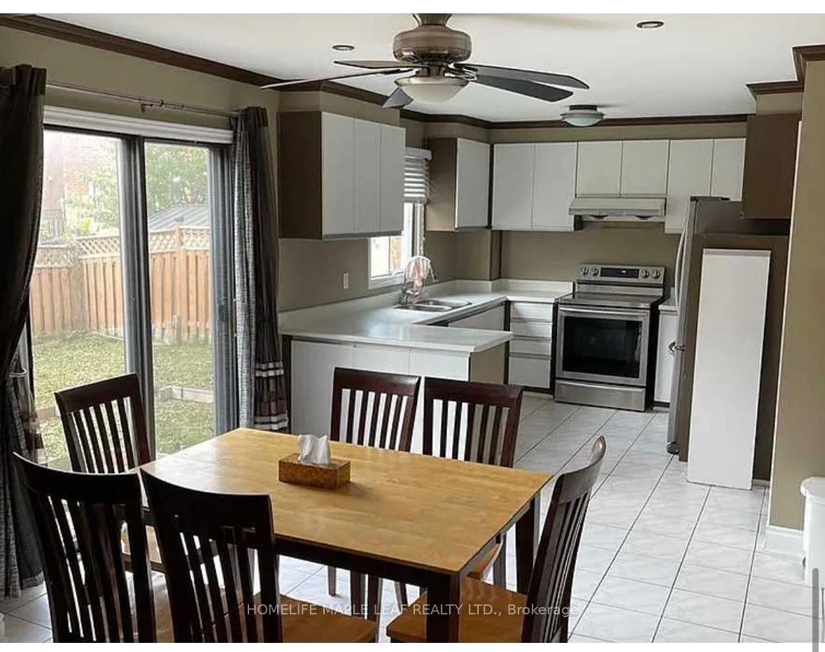 Photo 14 of 45 Adam Street, Brampton, Heart Lake West — HOMEH
