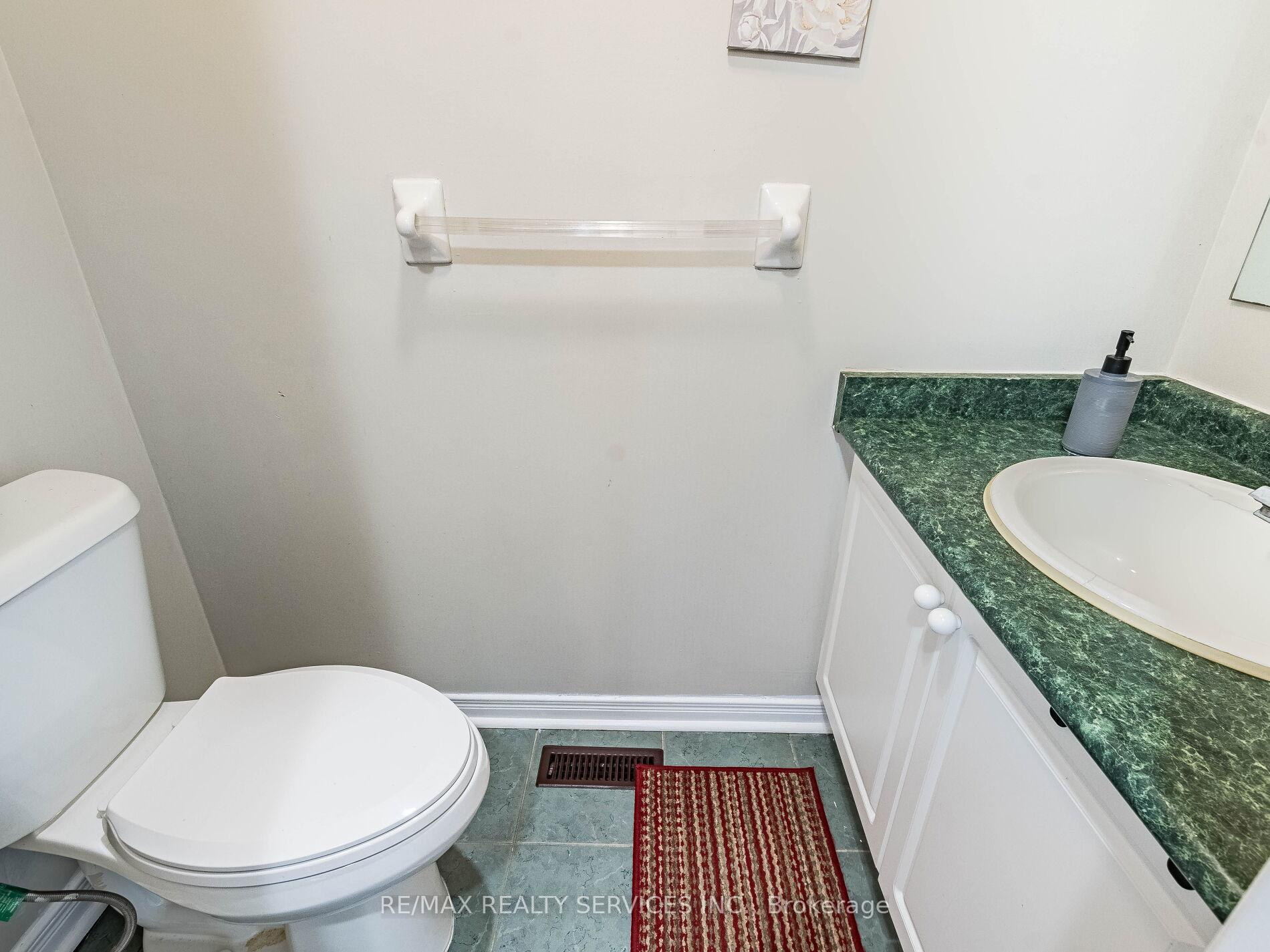 Photo 14 of 24 Red Clover Road, Brampton, Sandringham-Wellington — HOMEH