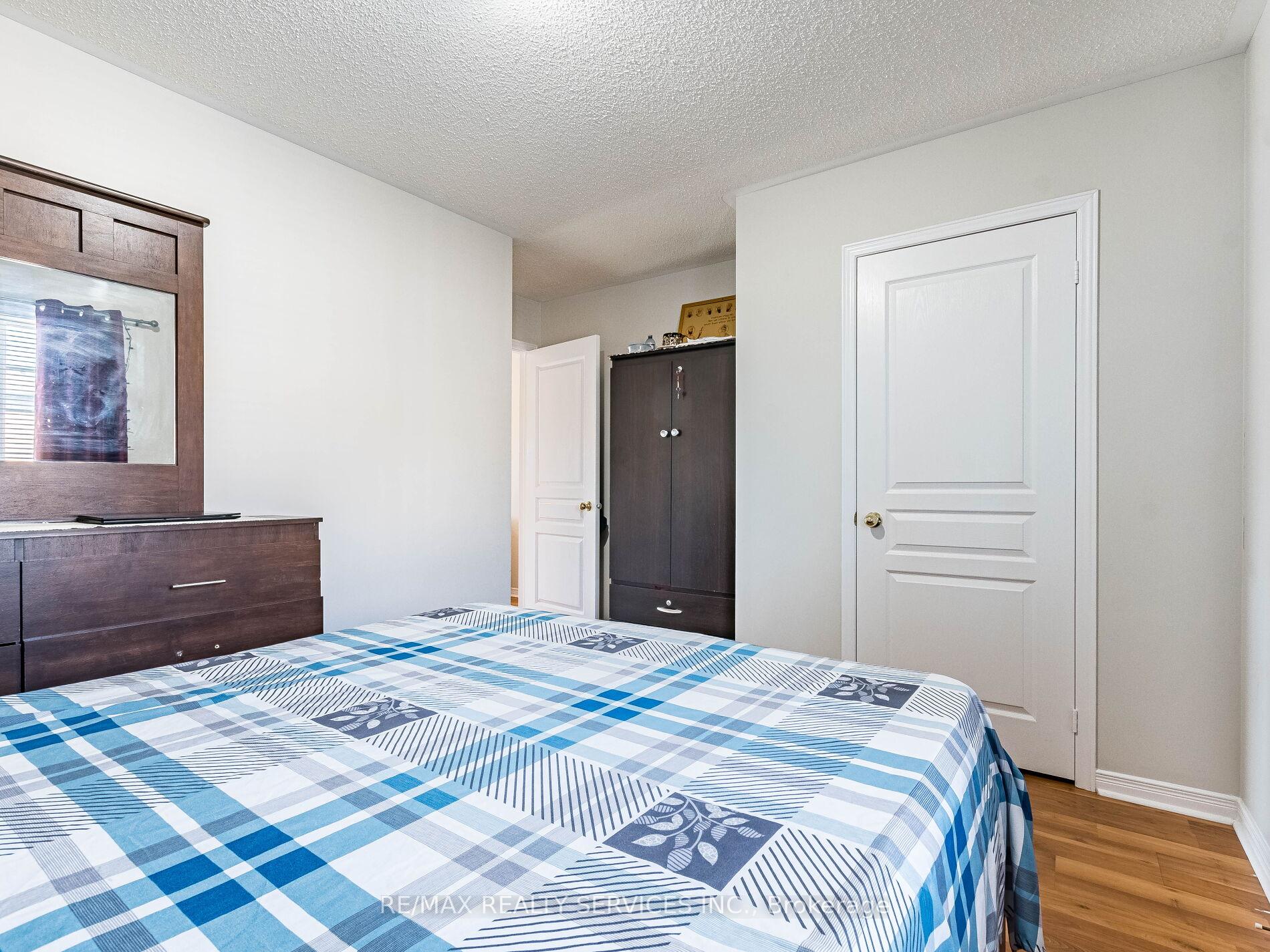 Photo 27 of 24 Red Clover Road, Brampton, Sandringham-Wellington — HOMEH