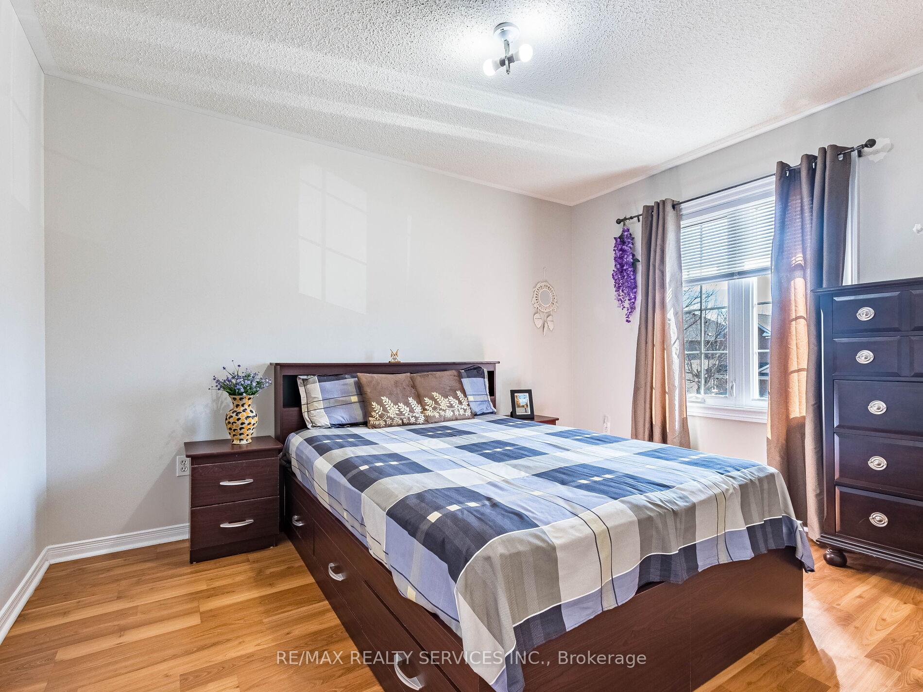 Photo 28 of 24 Red Clover Road, Brampton, Sandringham-Wellington — HOMEH