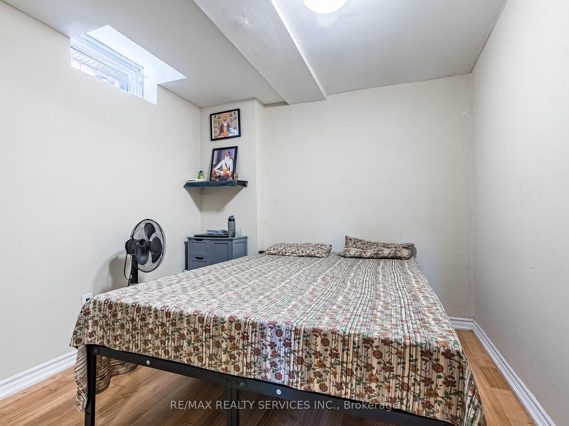 Photo 32 of 24 Red Clover Road, Brampton, Sandringham-Wellington — HOMEH