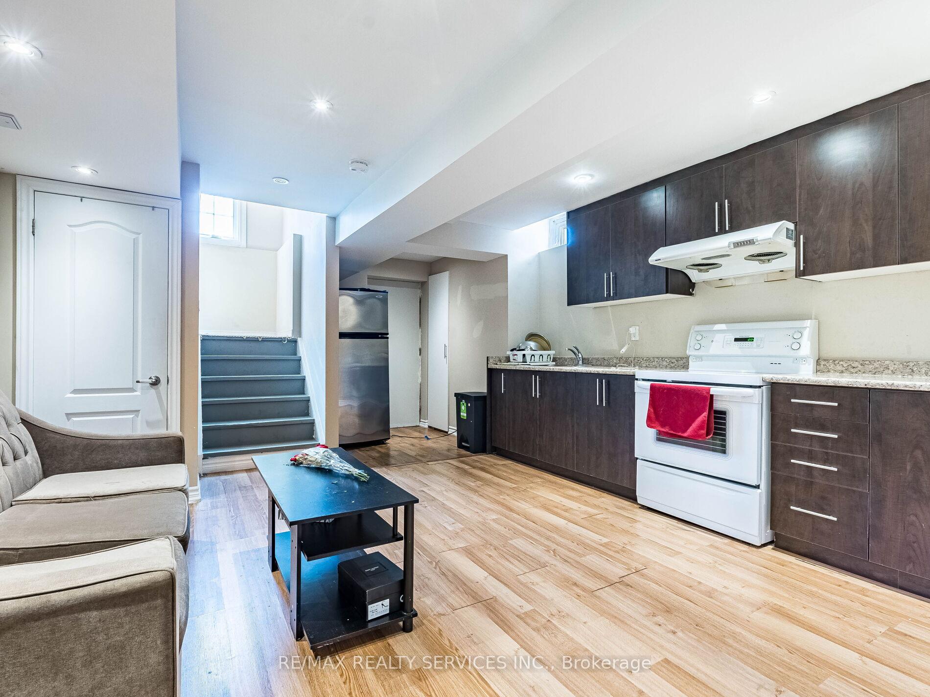 Photo 35 of 24 Red Clover Road, Brampton, Sandringham-Wellington — HOMEH