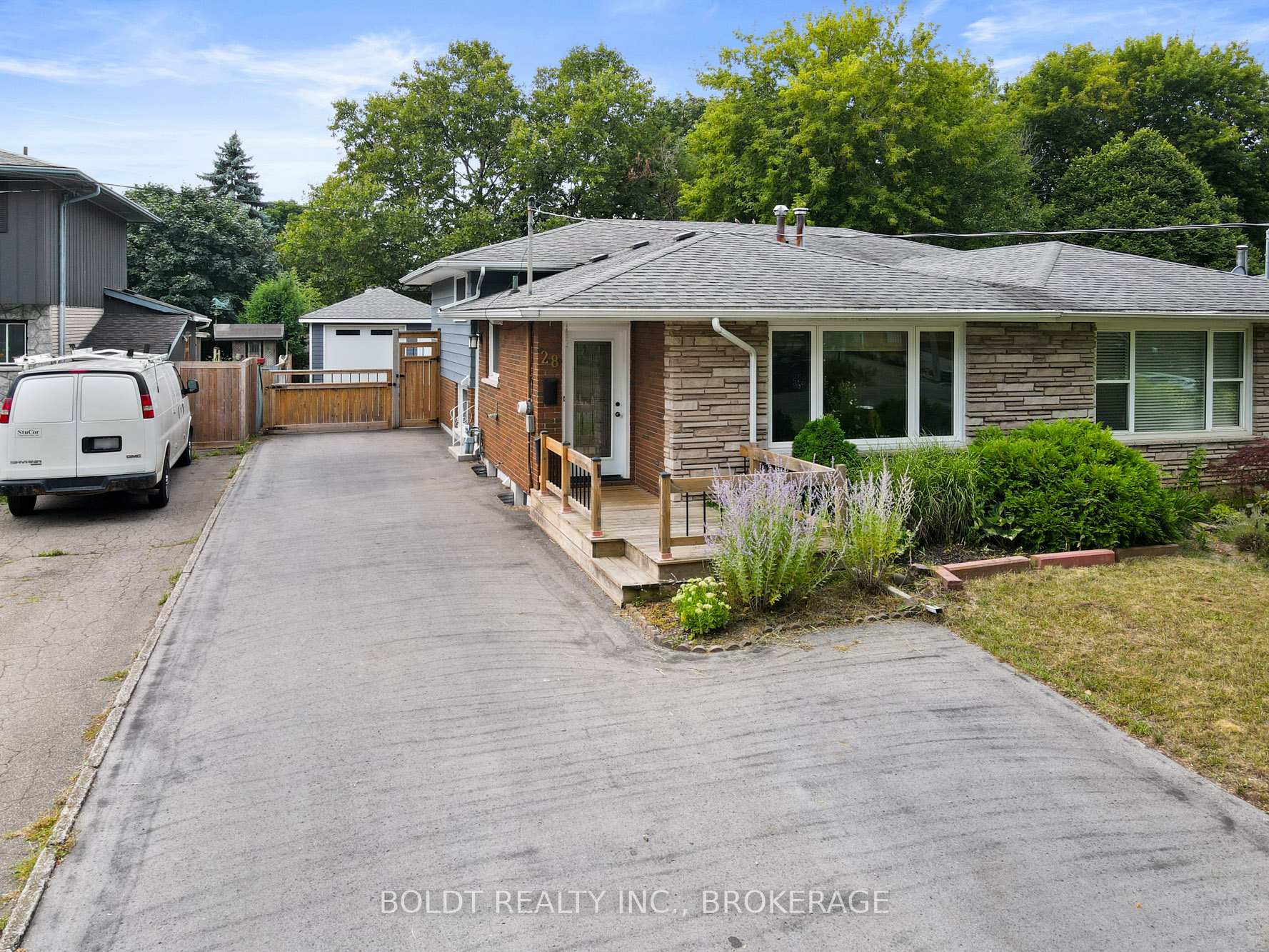 Front of 28 Cypress Street