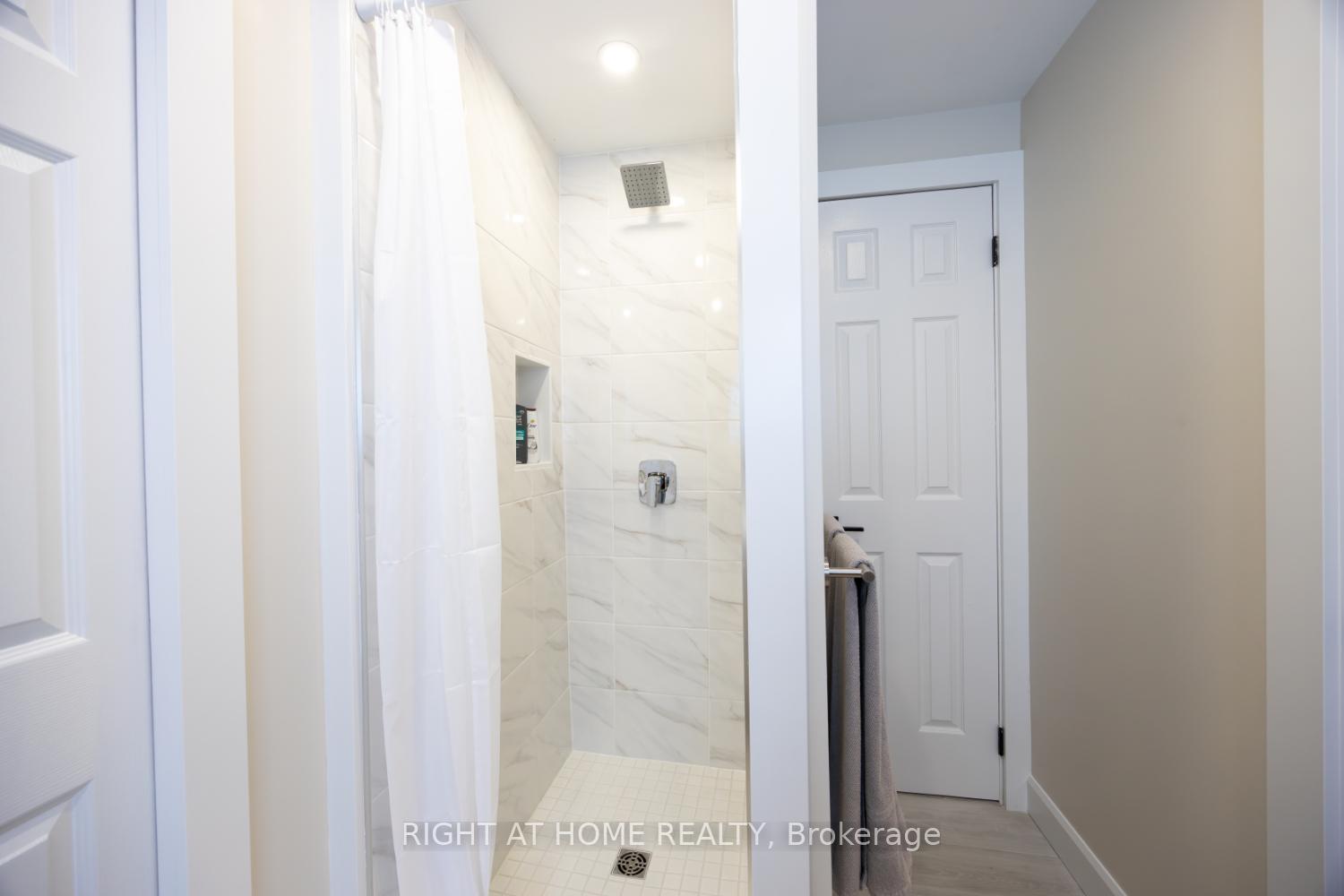 Photo 36 of 420 Parkhill Road E, Douro-Dummer — HOMEH