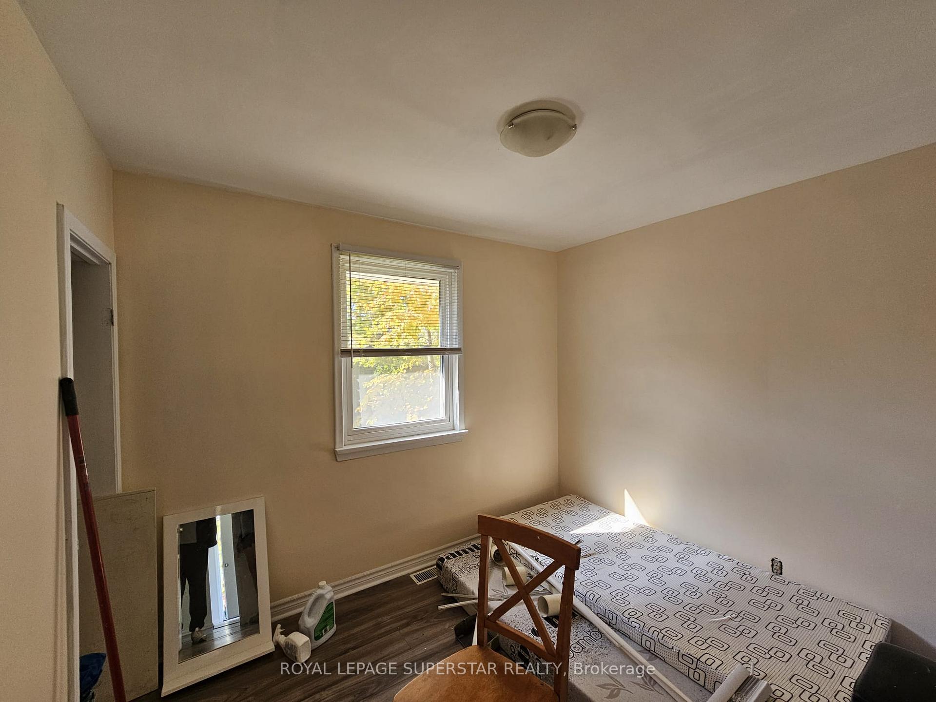 Photo 9 of 2 West Hampton Road, St. Catharines, Glendale/Glenridge — HOMEH
