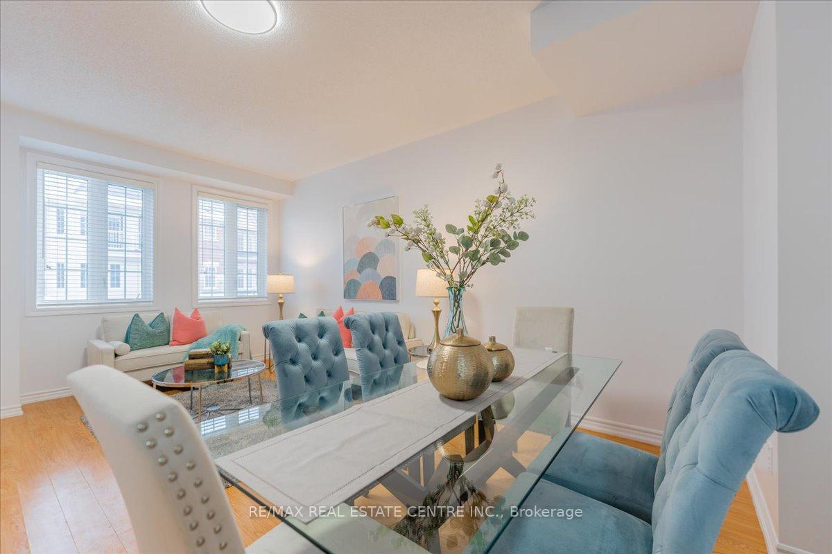 Photo 15 of 7 Shiff Crescent, Brampton, Heart Lake East — HOMEH