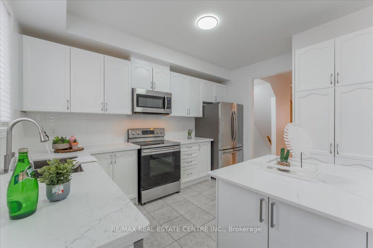 Photo 21 of 7 Shiff Crescent, Brampton, Heart Lake East — HOMEH