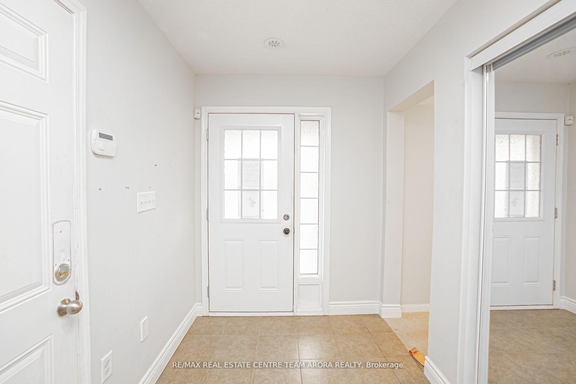 Photo 2 of 69 Betterton Crescent, Brampton, Northwest Brampton — HOMEH
