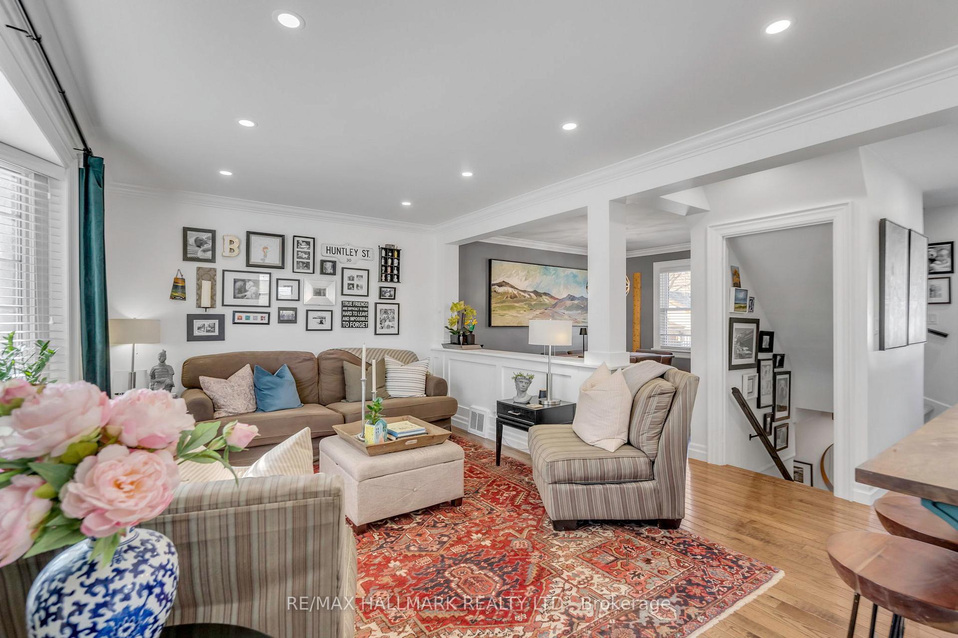 Photo 11 of 10 Mckay Road, Hamilton, Dundas — HOMEH