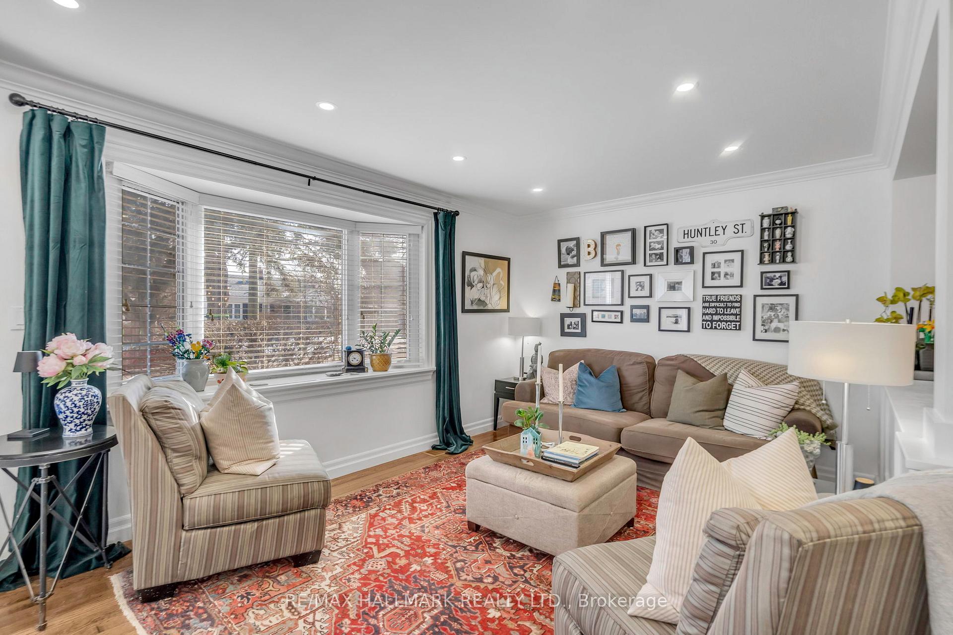 Photo 12 of 10 Mckay Road, Hamilton, Dundas — HOMEH