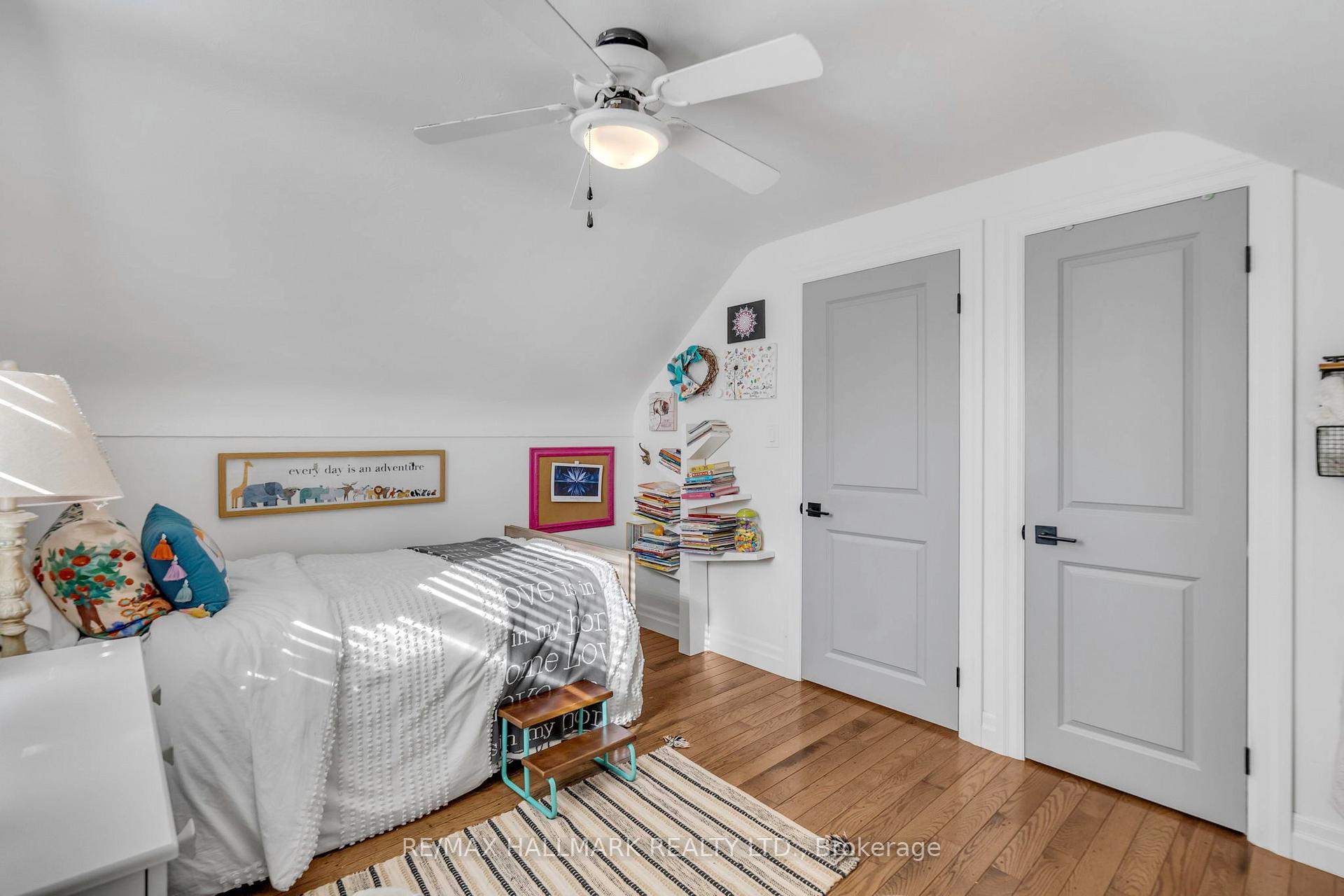 Photo 28 of 10 Mckay Road, Hamilton, Dundas — HOMEH