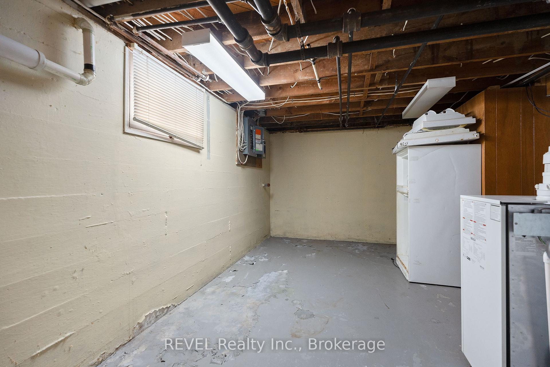 Photo 62 of 31 Fitzgerald Street, St. Catharines, Downtown — HOMEH
