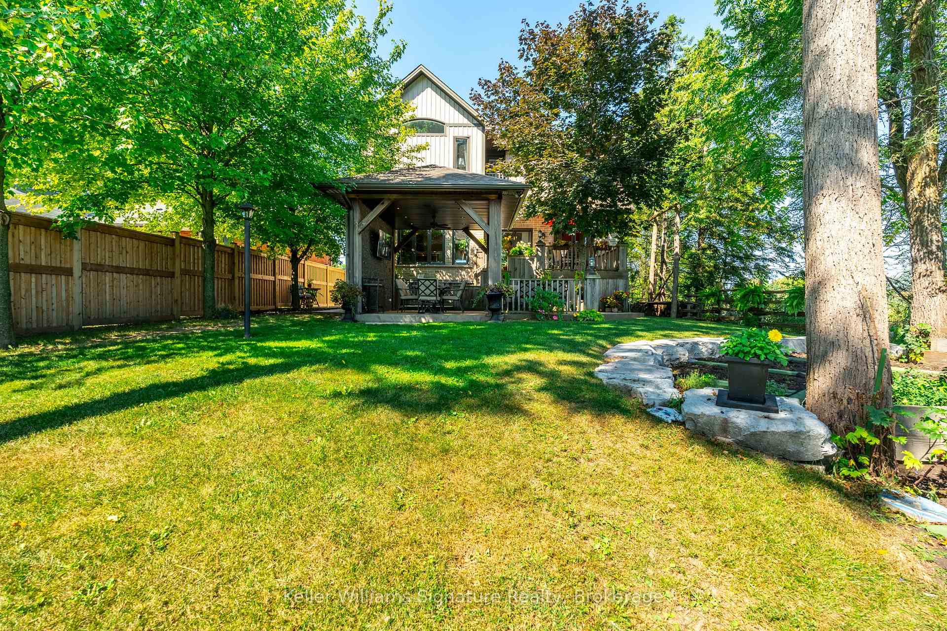 Photo 17 of 81 Glancaster Road, Hamilton, Carpenter — HOMEH