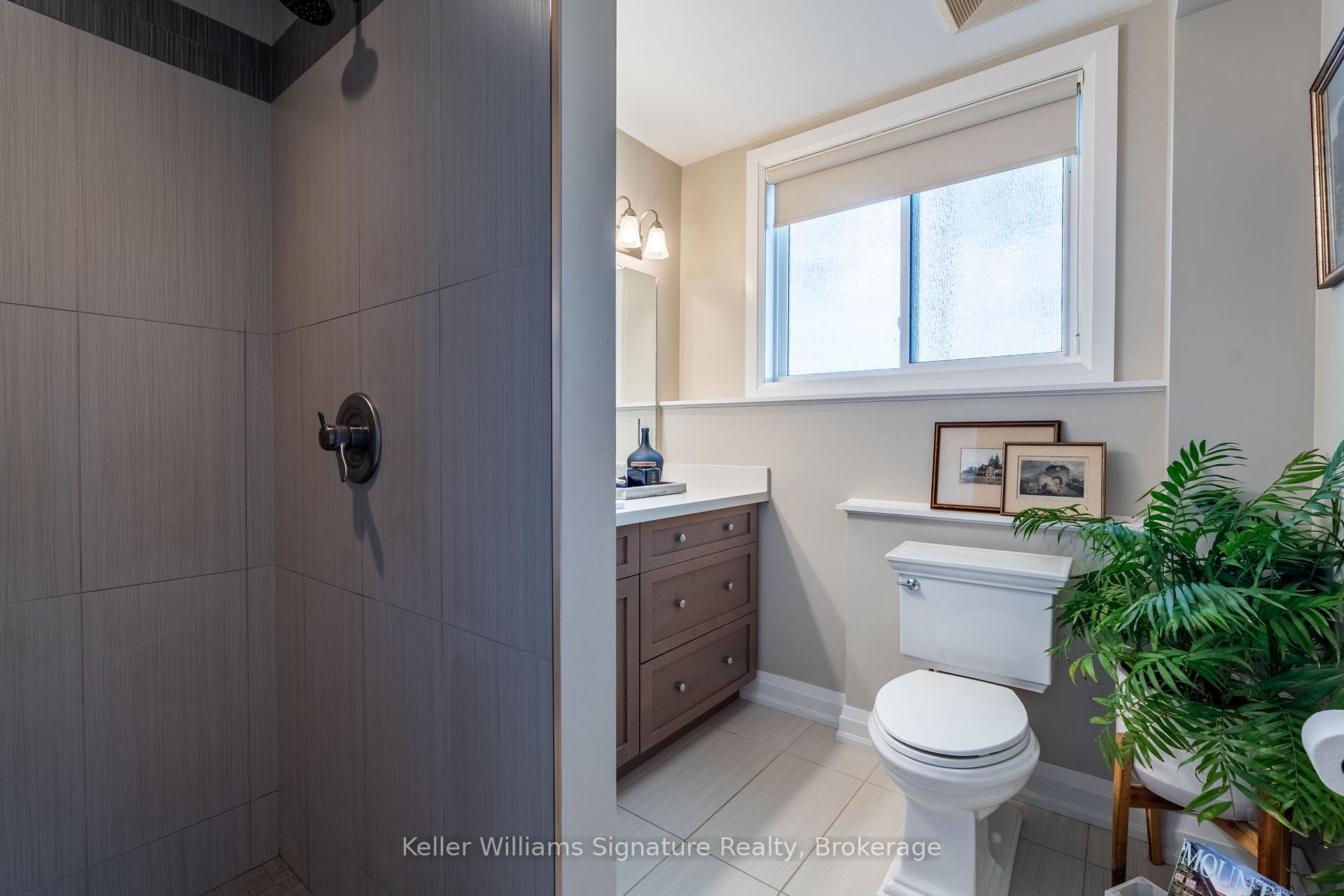 Photo 36 of 81 Glancaster Road, Hamilton, Carpenter — HOMEH