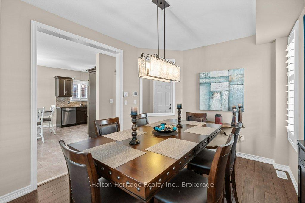 Photo 17 of 72 Garinger Crescent, Hamilton, Binbrook — HOMEH