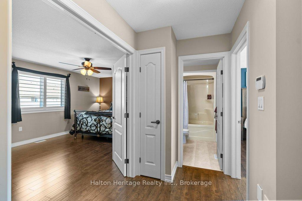 Photo 30 of 72 Garinger Crescent, Hamilton, Binbrook — HOMEH