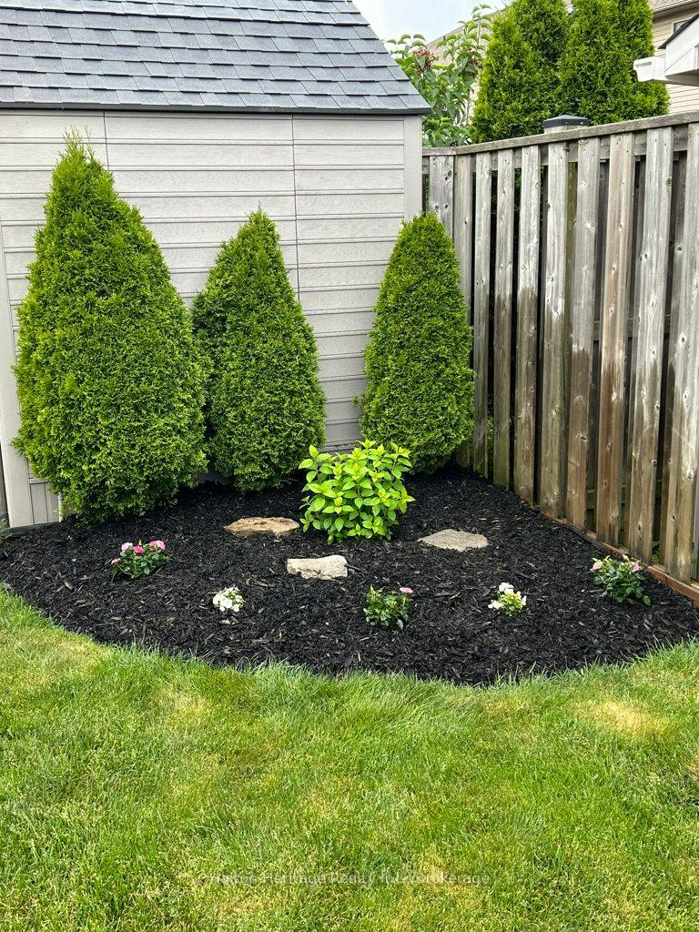 Photo 50 of 72 Garinger Crescent, Hamilton, Binbrook — HOMEH