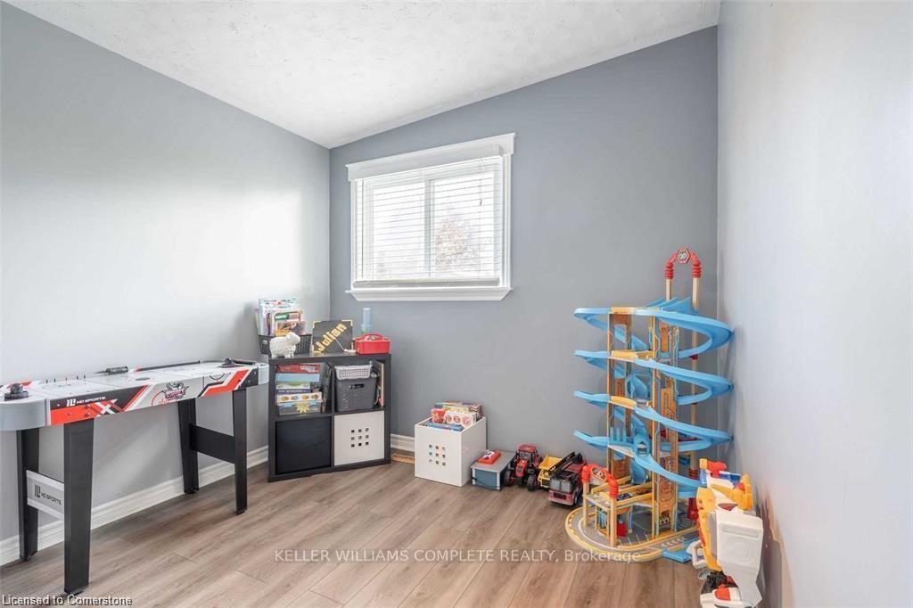 Photo 16 of 69 Ronaldshay Avenue, Hamilton, Greeningdon — HOMEH