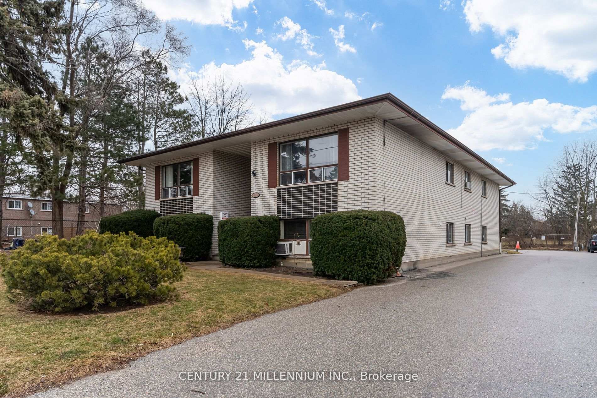 Photo 1 of Unit B, 47 English Street, Brampton, Brampton West — HOMEH