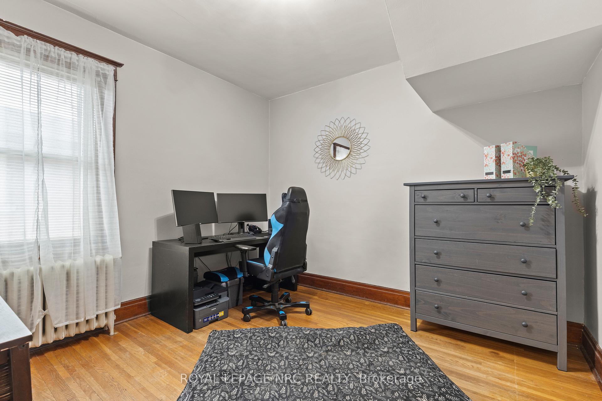Photo 24 of 39 Dexter Street, St. Catharines, Ridley — HOMEH