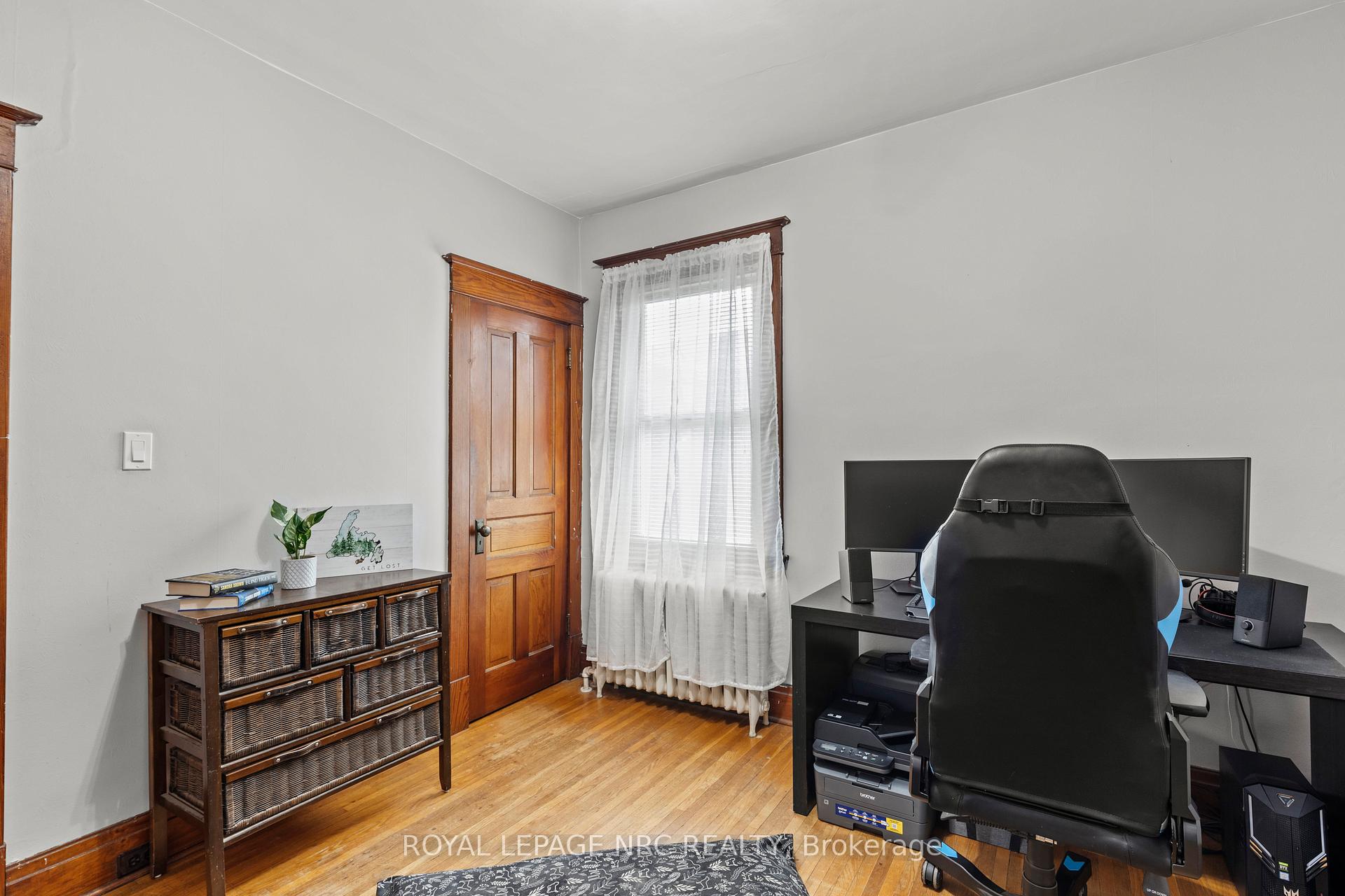 Photo 25 of 39 Dexter Street, St. Catharines, Ridley — HOMEH