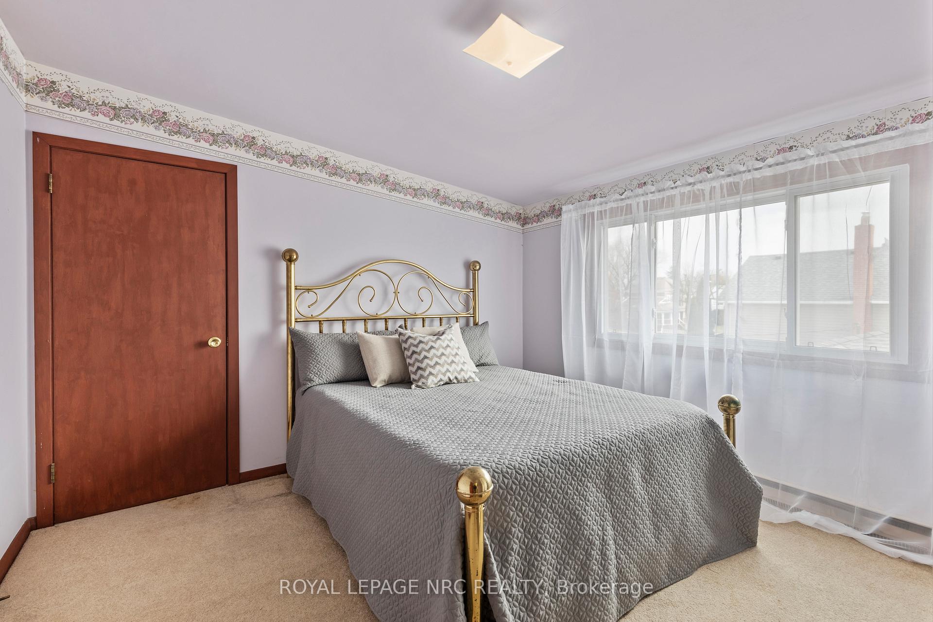 Photo 27 of 39 Dexter Street, St. Catharines, Ridley — HOMEH