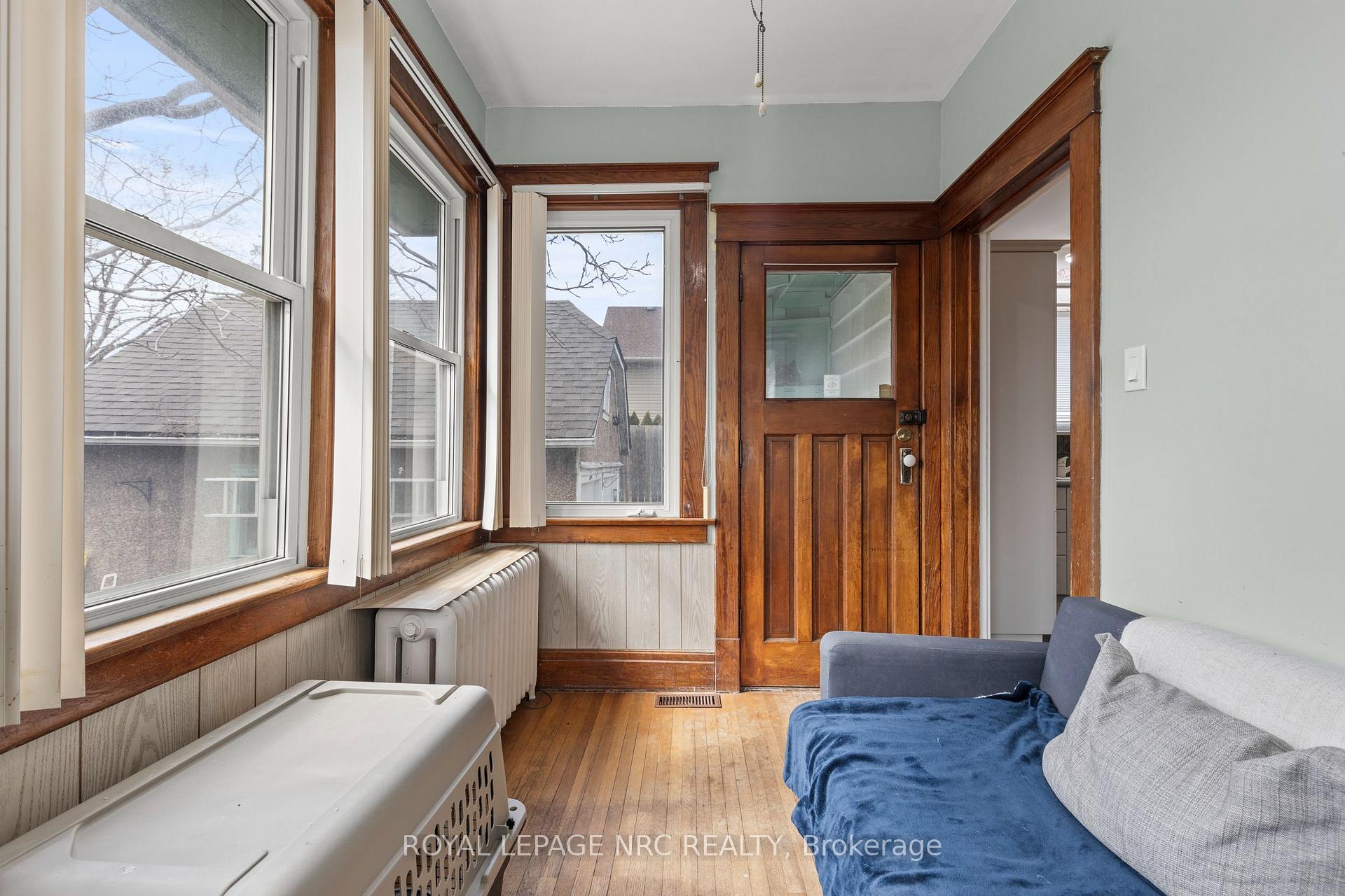 Photo 32 of 39 Dexter Street, St. Catharines, Ridley — HOMEH