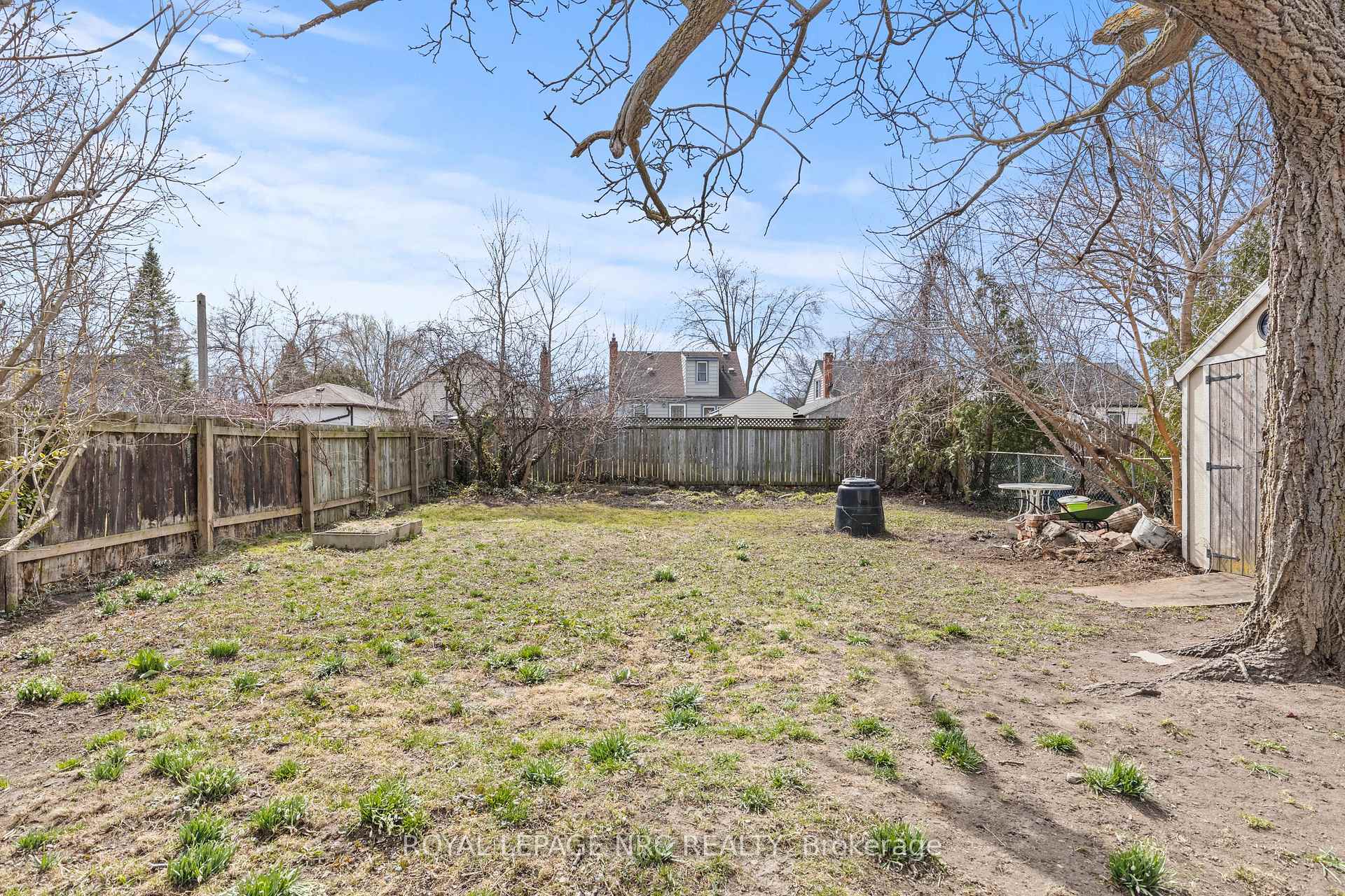Photo 41 of 39 Dexter Street, St. Catharines, Ridley — HOMEH