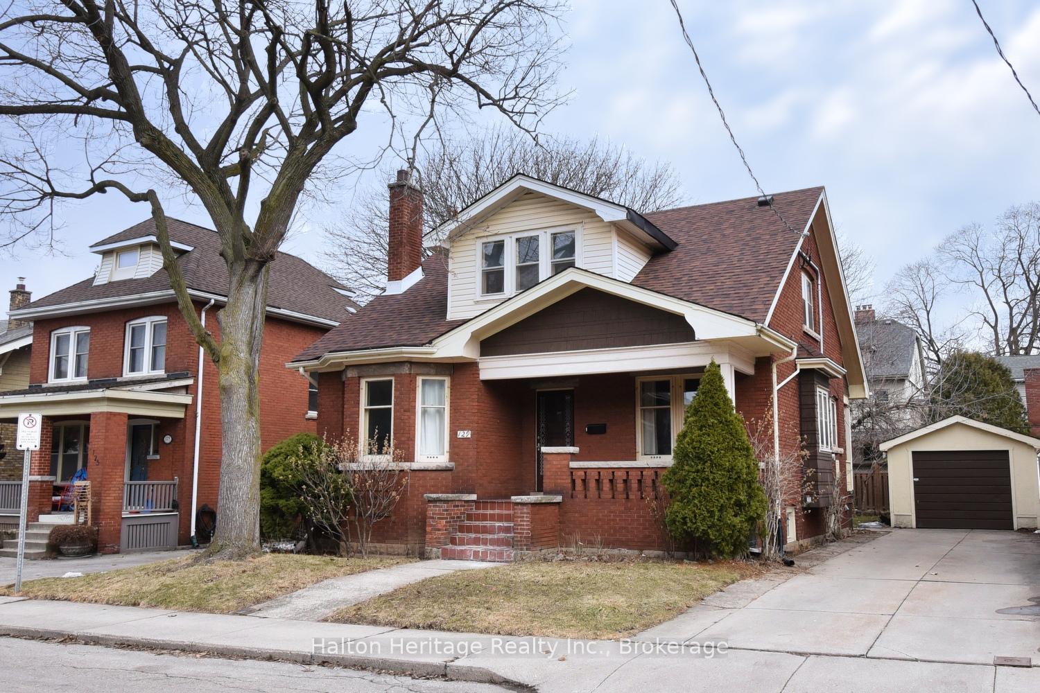 Photo 1 of 129 Eastbourne Avenue, Hamilton, St. Clair — HOMEH
