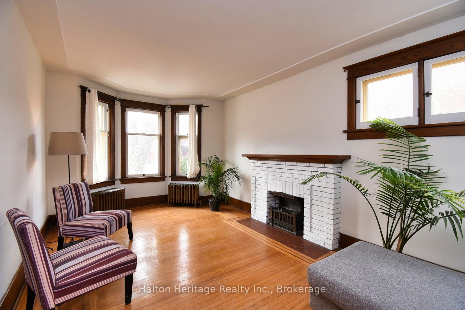 Photo 9 of 129 Eastbourne Avenue, Hamilton, St. Clair — HOMEH