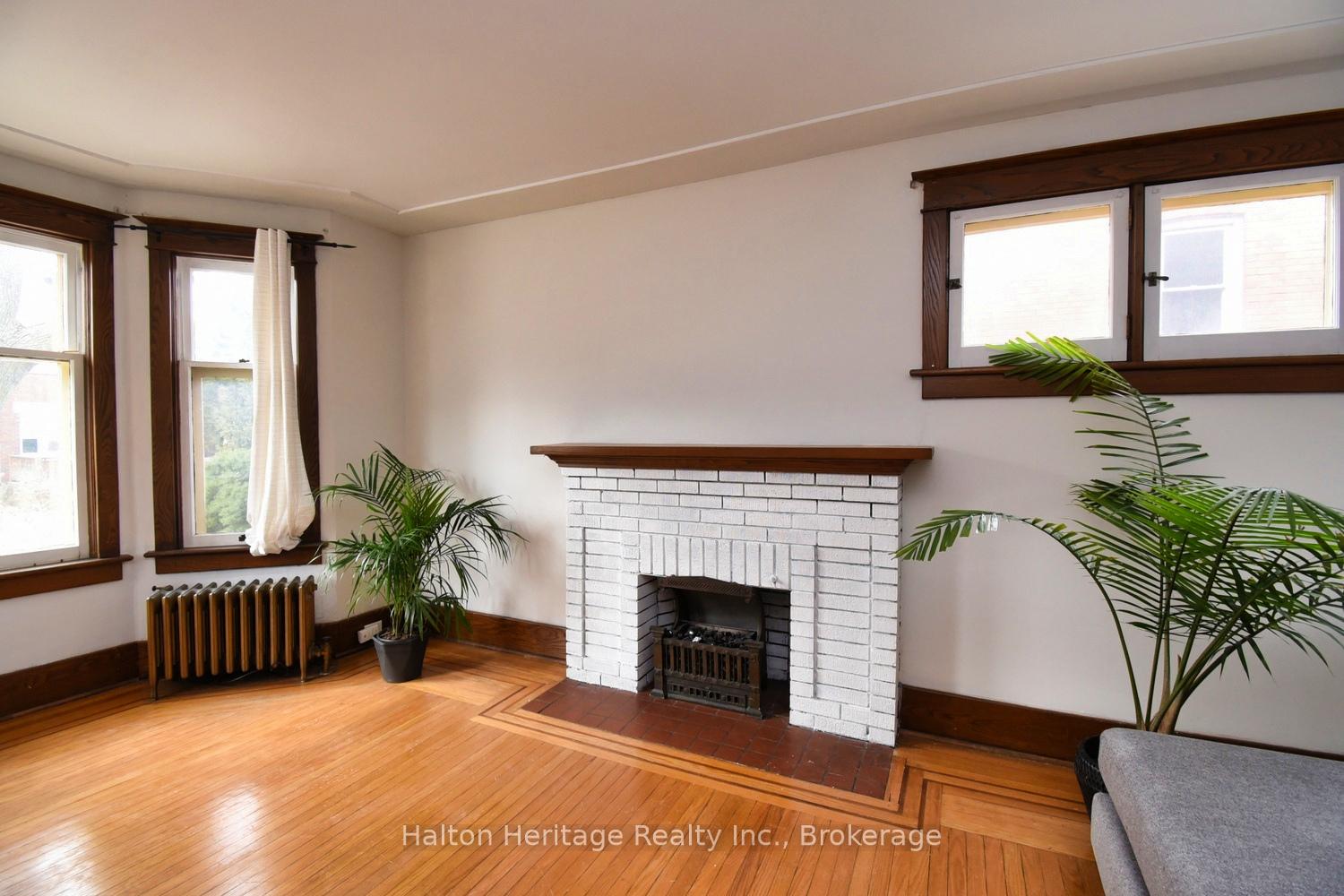 Photo 12 of 129 Eastbourne Avenue, Hamilton, St. Clair — HOMEH