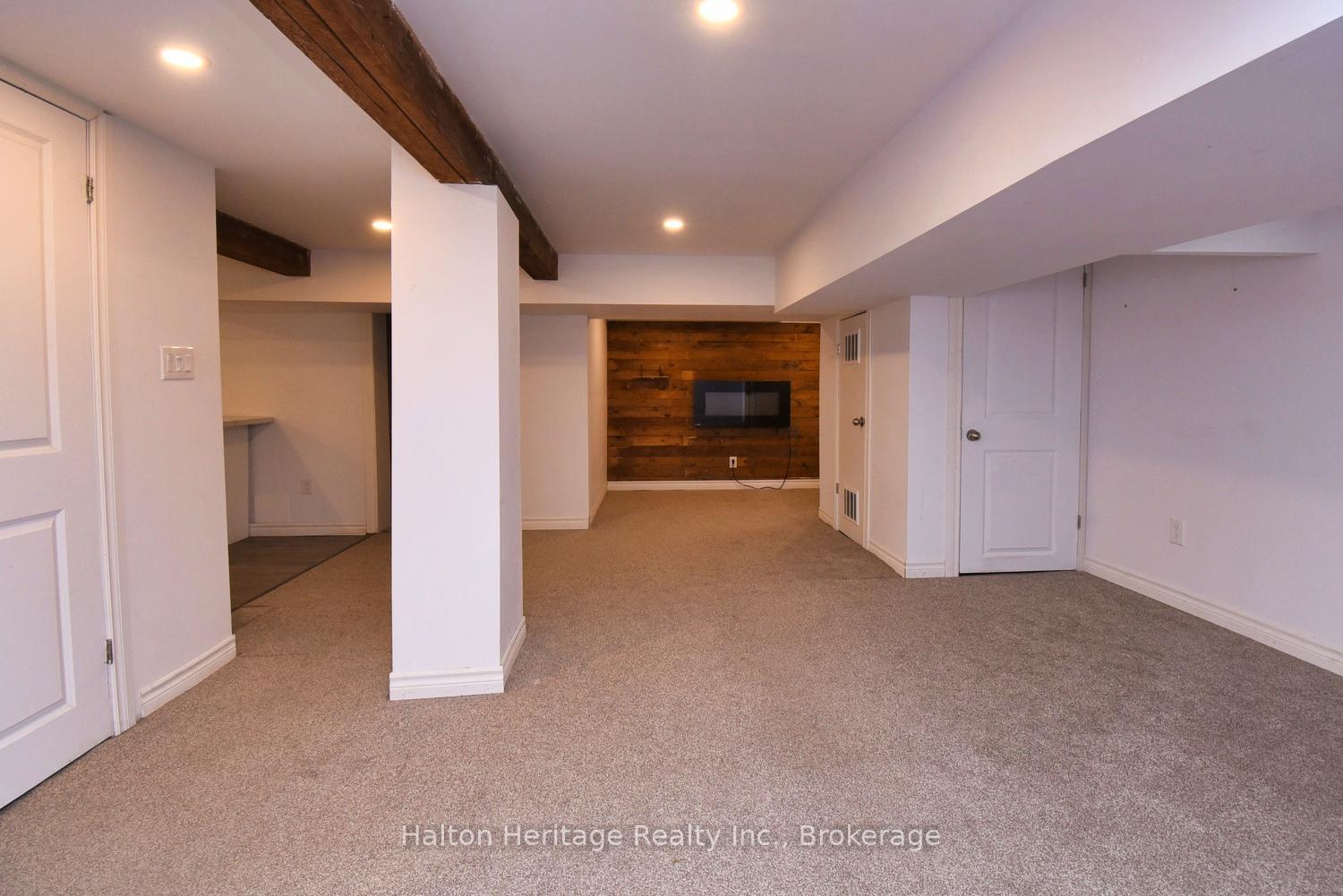 Photo 35 of 129 Eastbourne Avenue, Hamilton, St. Clair — HOMEH