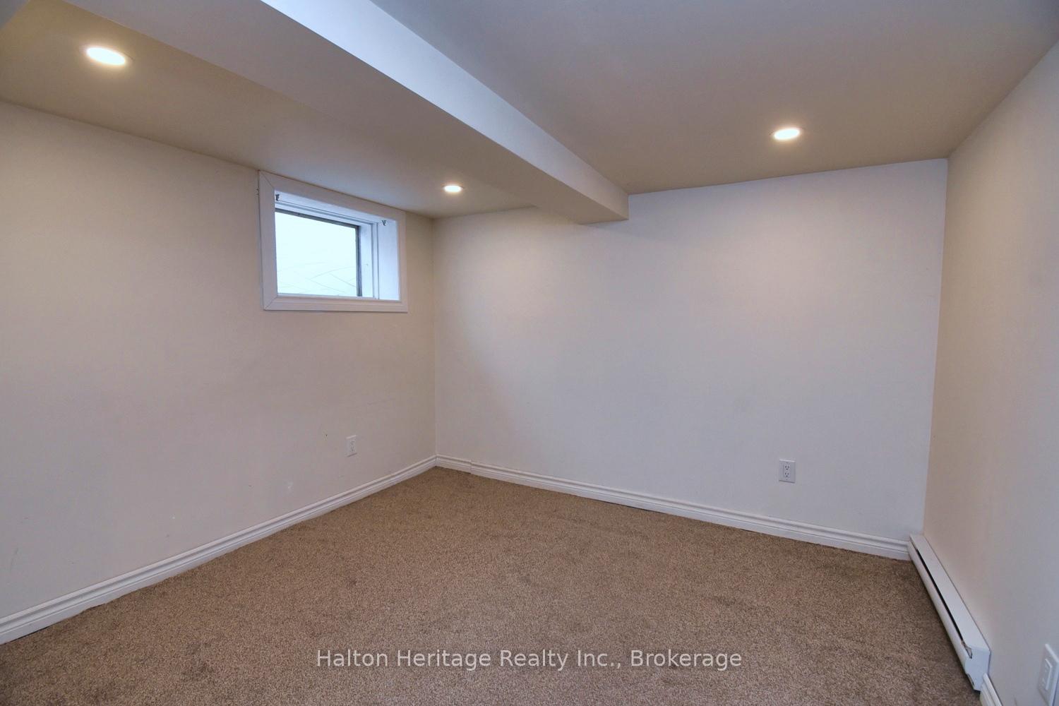 Photo 41 of 129 Eastbourne Avenue, Hamilton, St. Clair — HOMEH