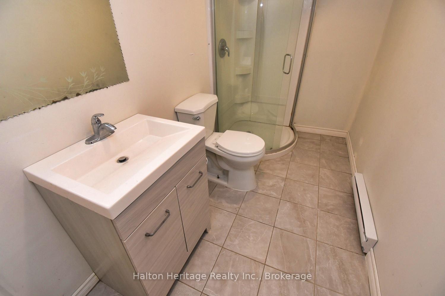 Photo 43 of 129 Eastbourne Avenue, Hamilton, St. Clair — HOMEH